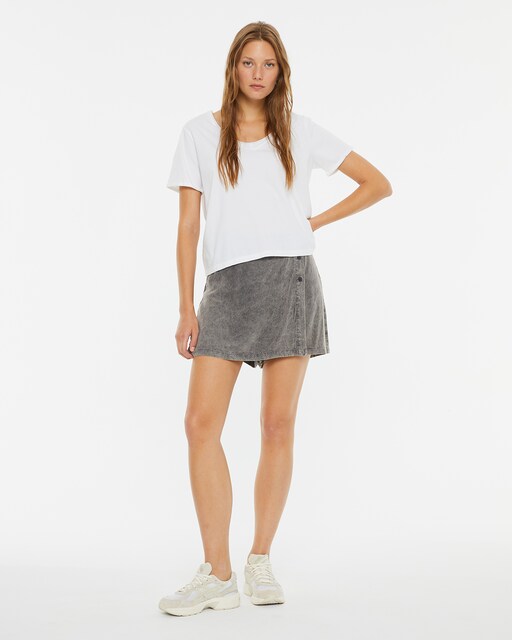 Imagem 0 de Saia-calça Páreo com Coloração de Efeito Desgastado