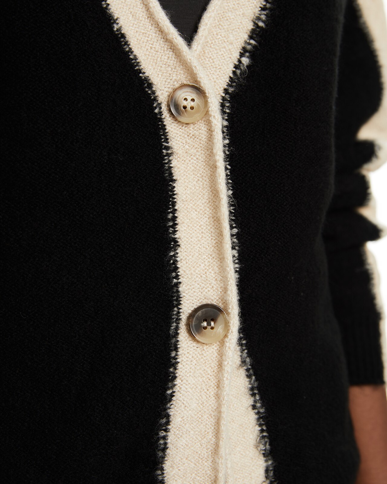 Cárdigan com Detalhes em Contraste e Fecho de Botões Preto / Branco-5