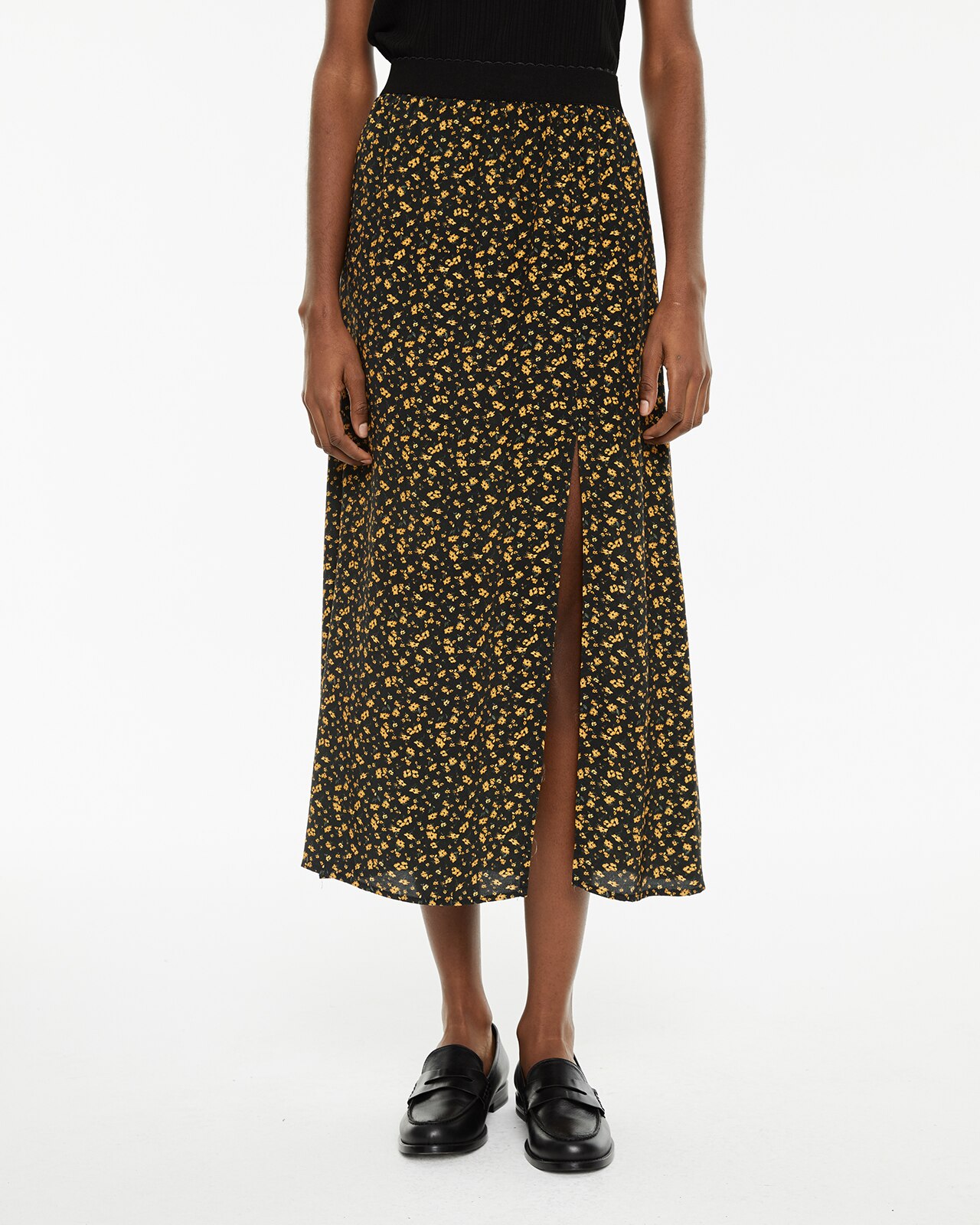 Saia Midi Evasé com Estampado Floral Preto / Laranja-3