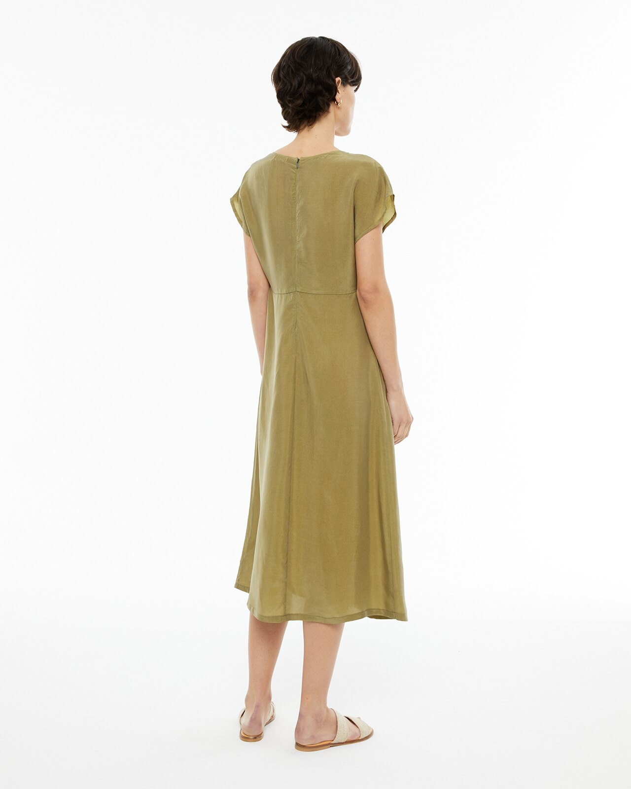 Vestido Midi de Cupro com Decote em V Verde Azeitona-2
