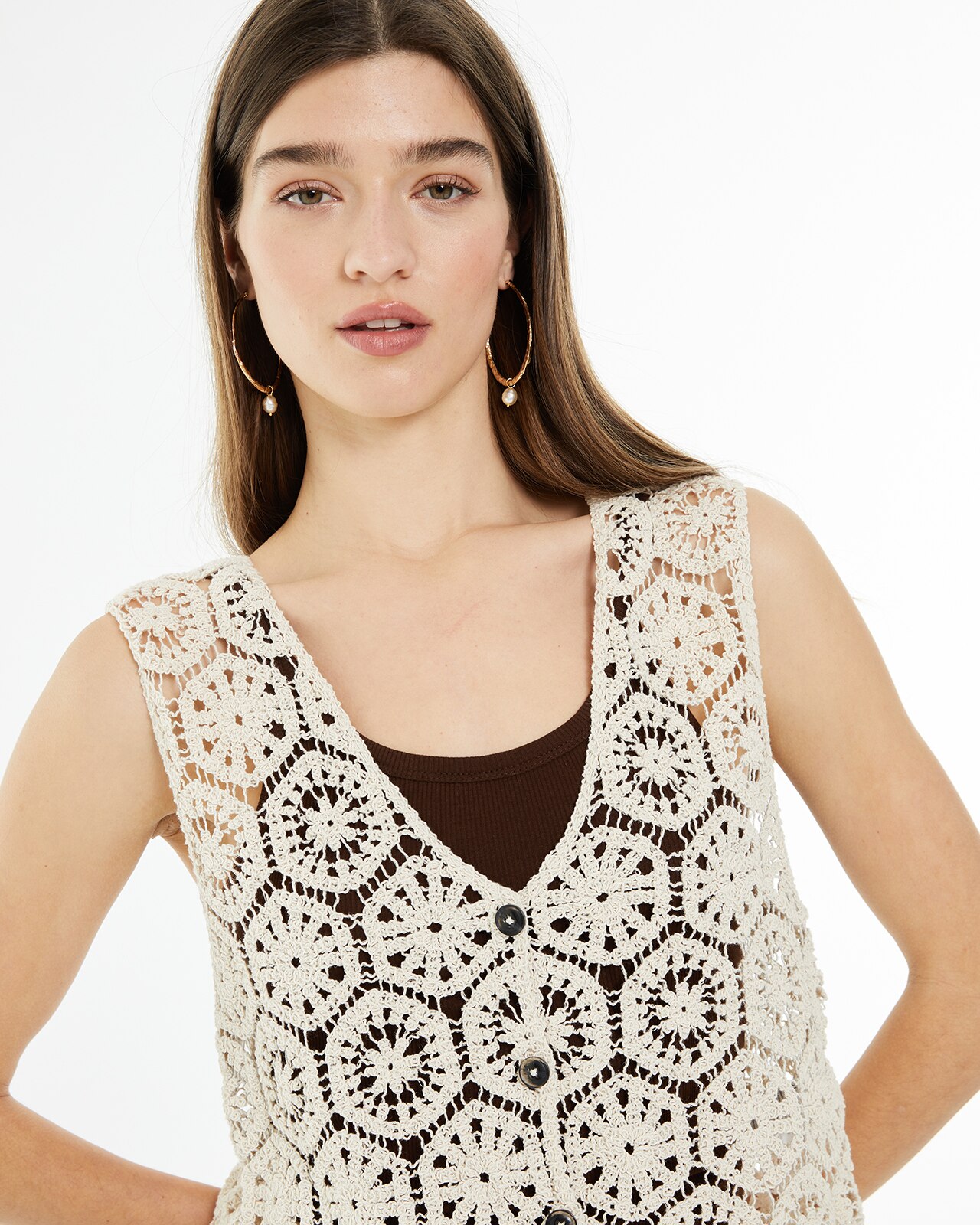 Top em Tecido Crochet com Fecho de Botões Frontal Branco-4
