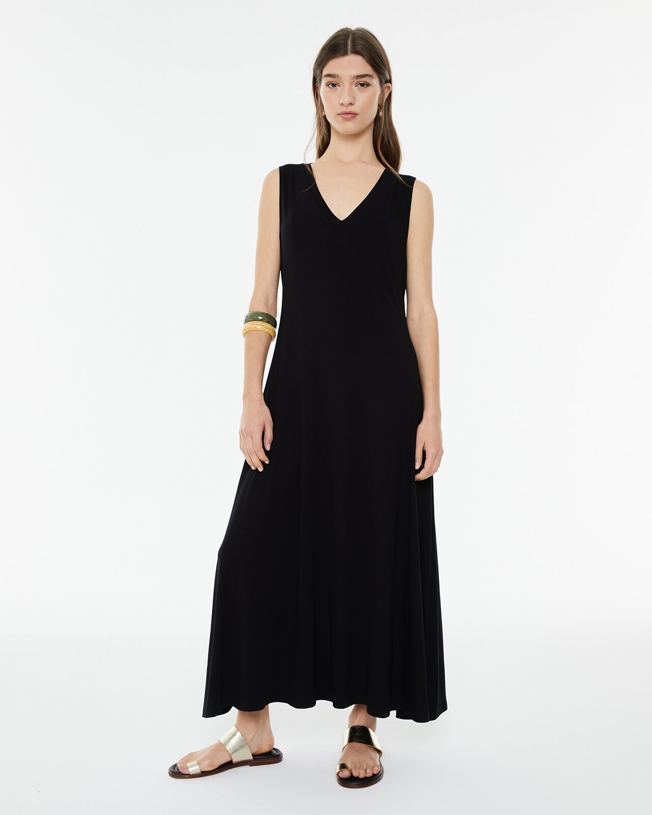 Vestido Comprido sem Mangas com Costuras Preto-1