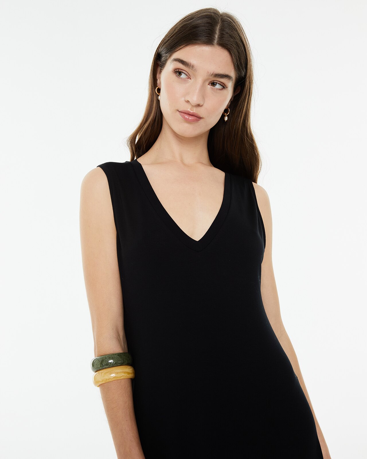 Vestido Comprido sem Mangas com Costuras Preto-4