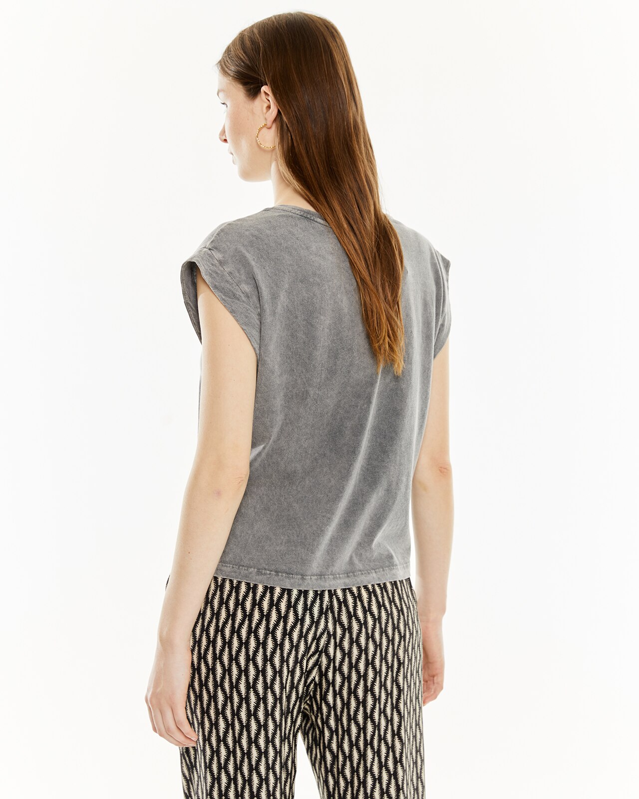 T-shirt com Tintura Efeito Desgastado e Estampado Cinzento-2