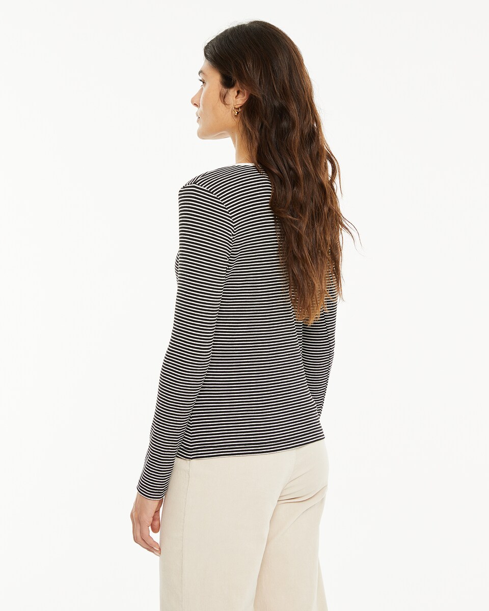 T-shirt Às Riscas com Vivo no Decote Preto / Branco-2