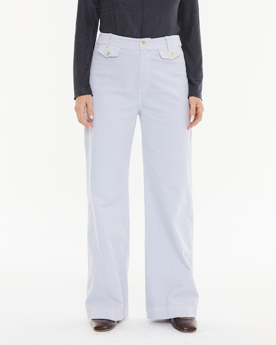 Calças em Tecido de Microbombazina e Detalhe de Bolsos com Aba Azul-claro-3