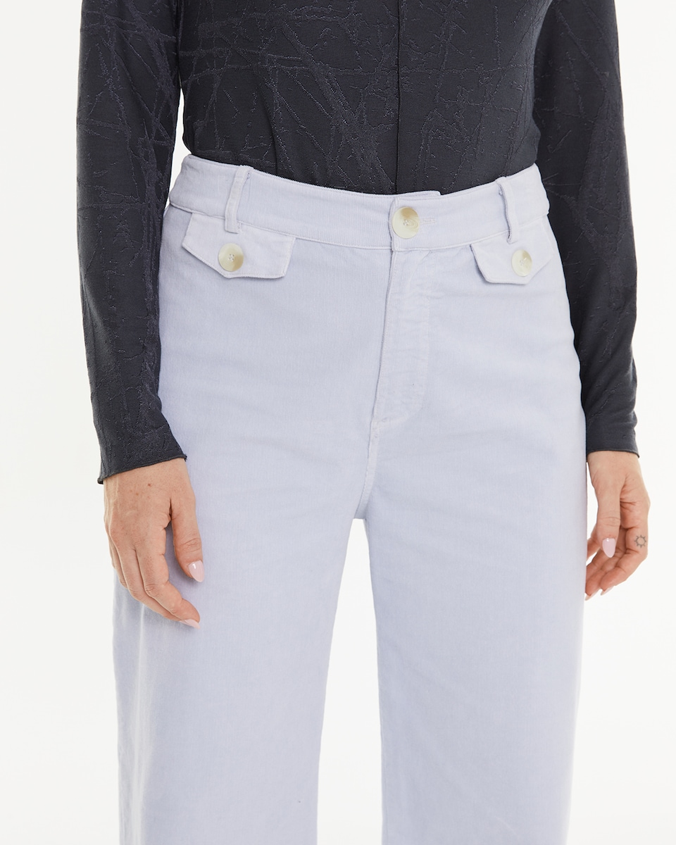 Calças em Tecido de Microbombazina e Detalhe de Bolsos com Aba Azul-claro-4