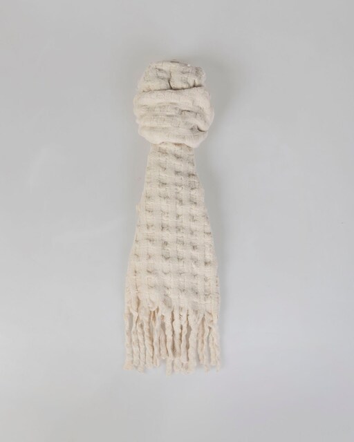 Imagem 0 de Cachecol com Efeito Waffle e Franjas