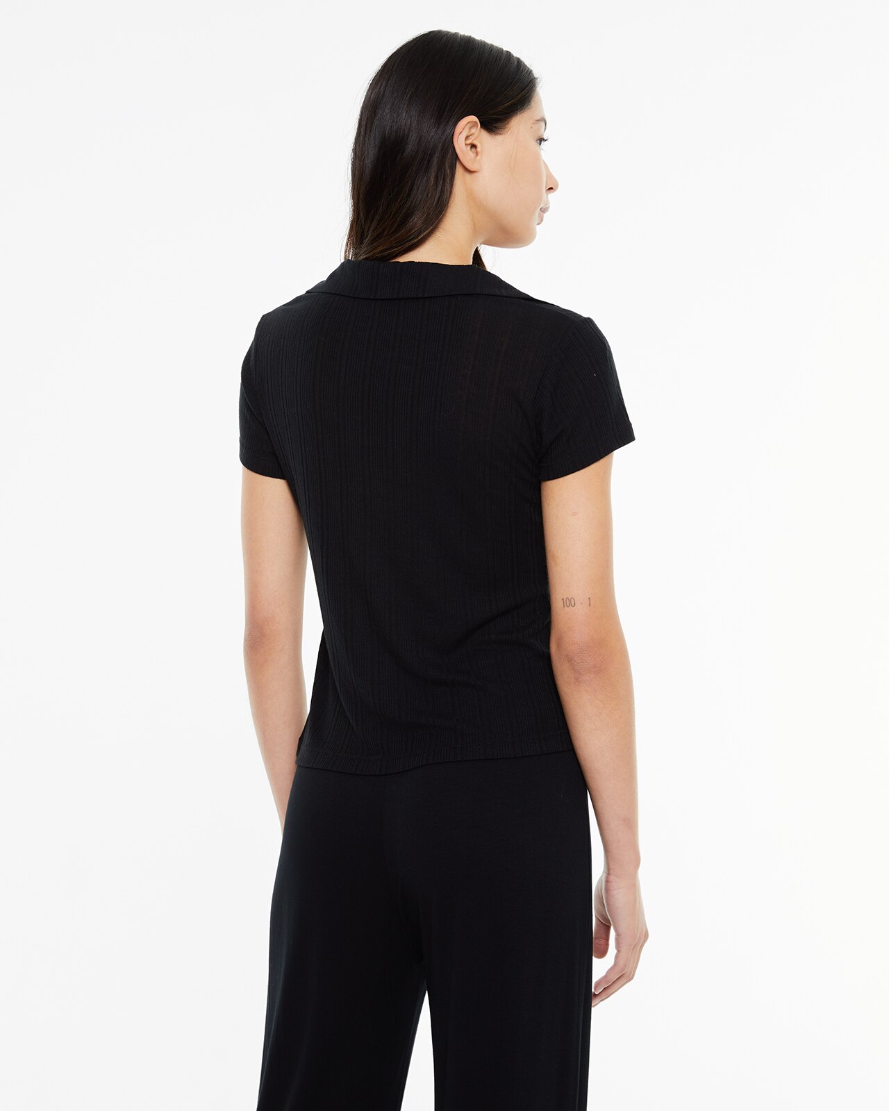 T-shirt de Canelado com Gola Polo Preto-2