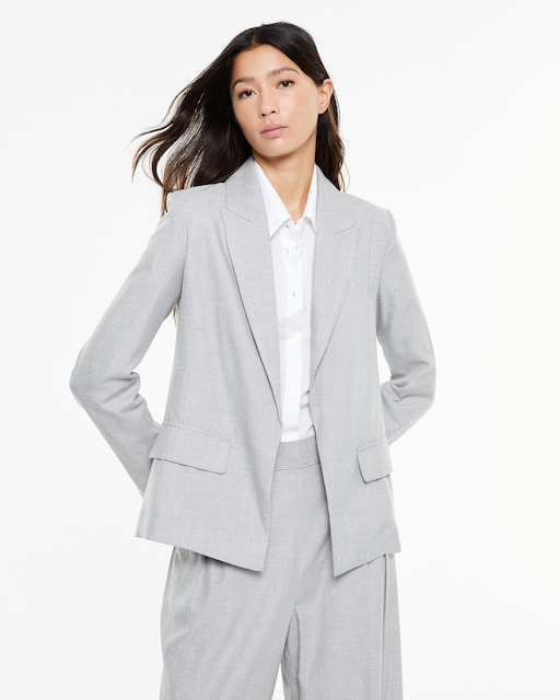 Imagem 0 de Blazer com Lapela e Fecho de Botão