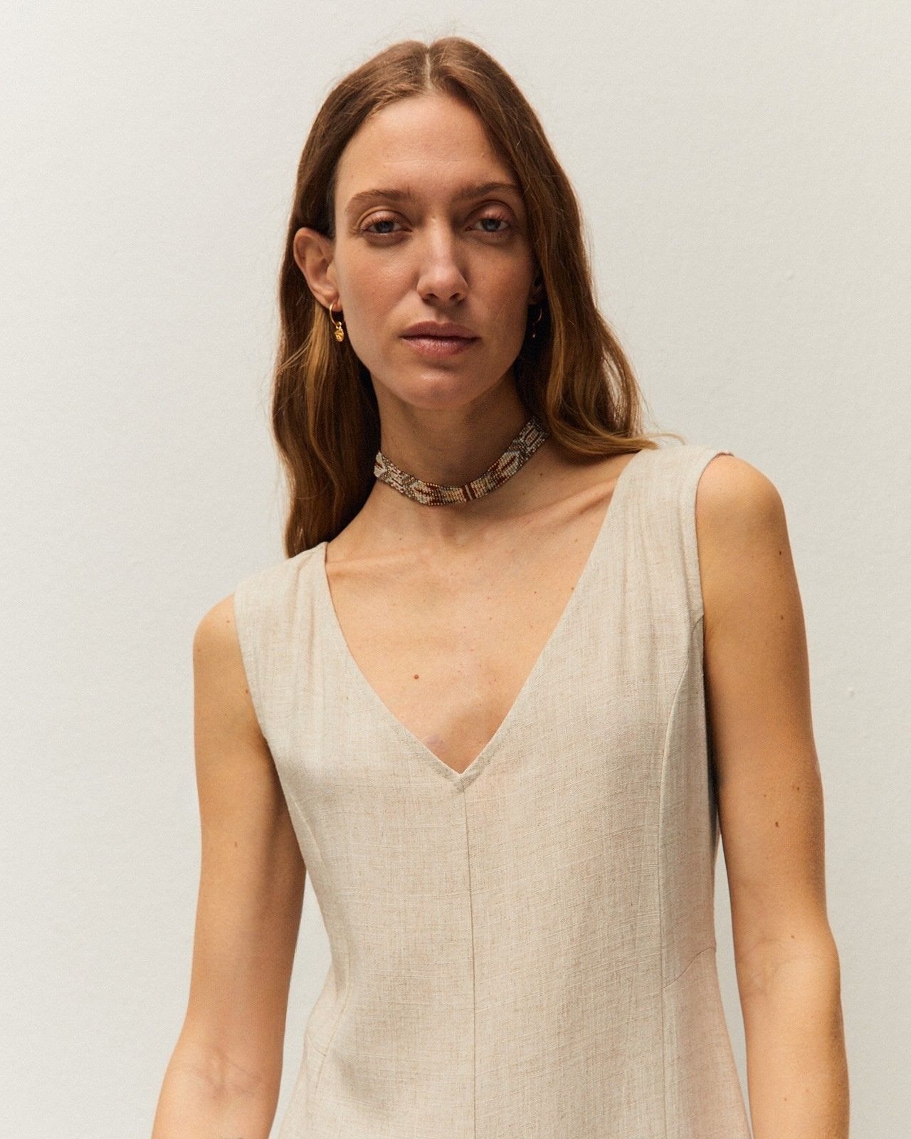 Macacão Ajustado Comprido em Tecido de Linho Bege-4