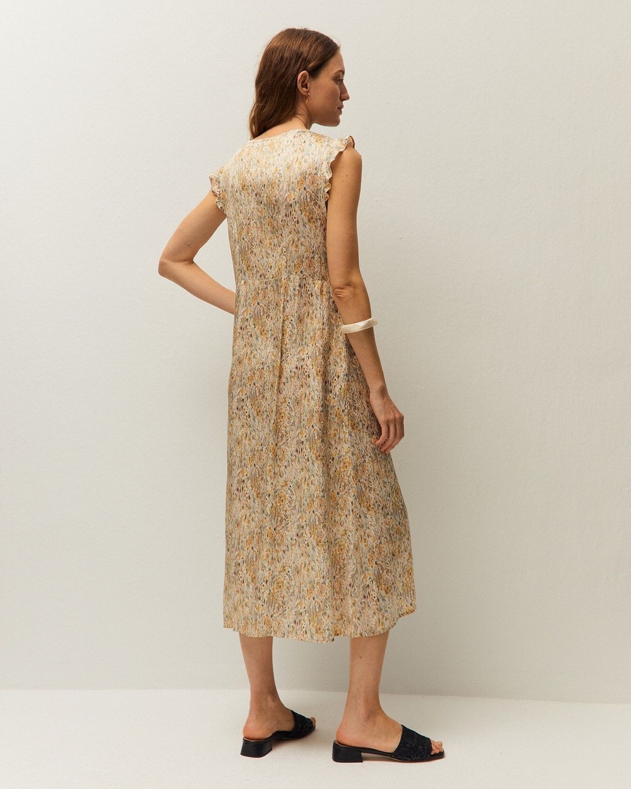 Vestido Comprido com Estampado Floral e Gola em V Bege-2