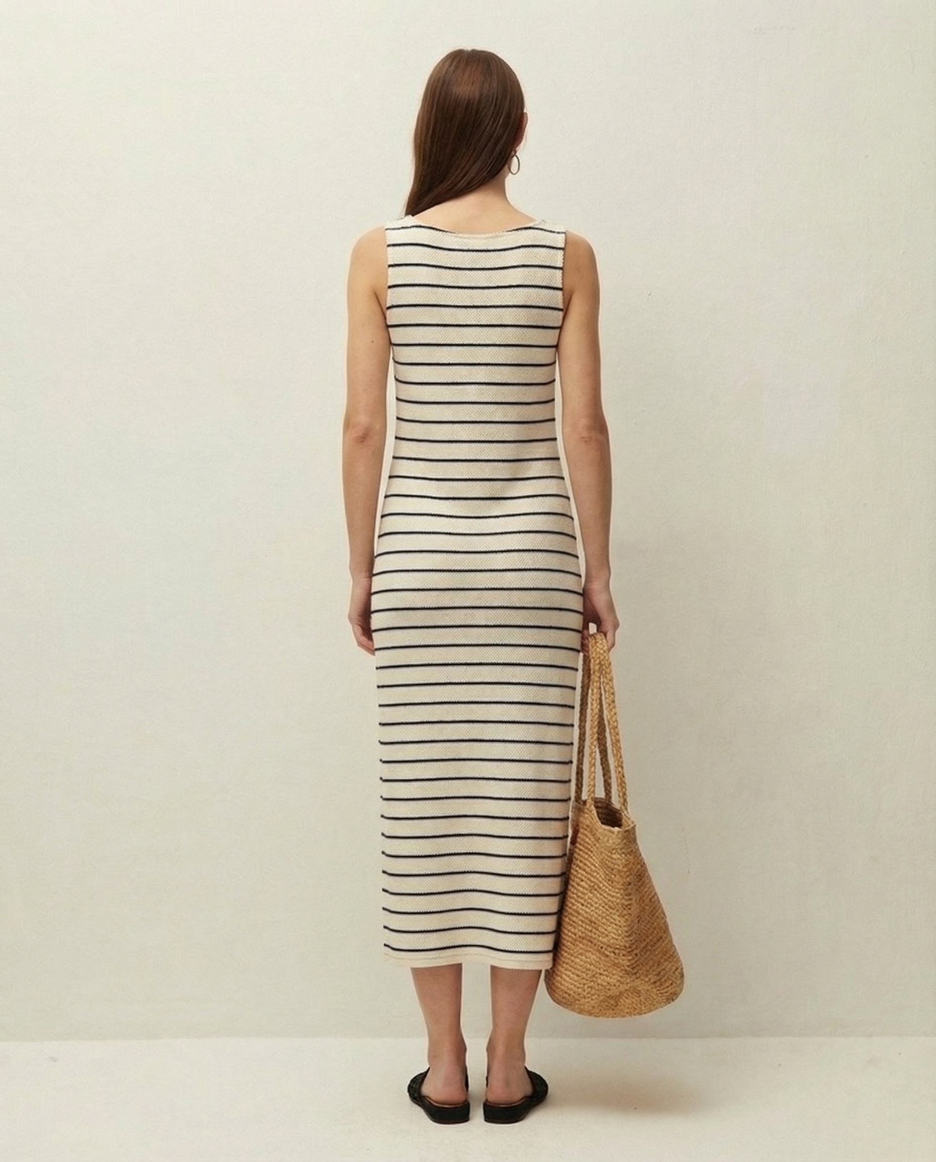 Vestido Midi Às Riscas com Gola Redonda e Alças Cru-2