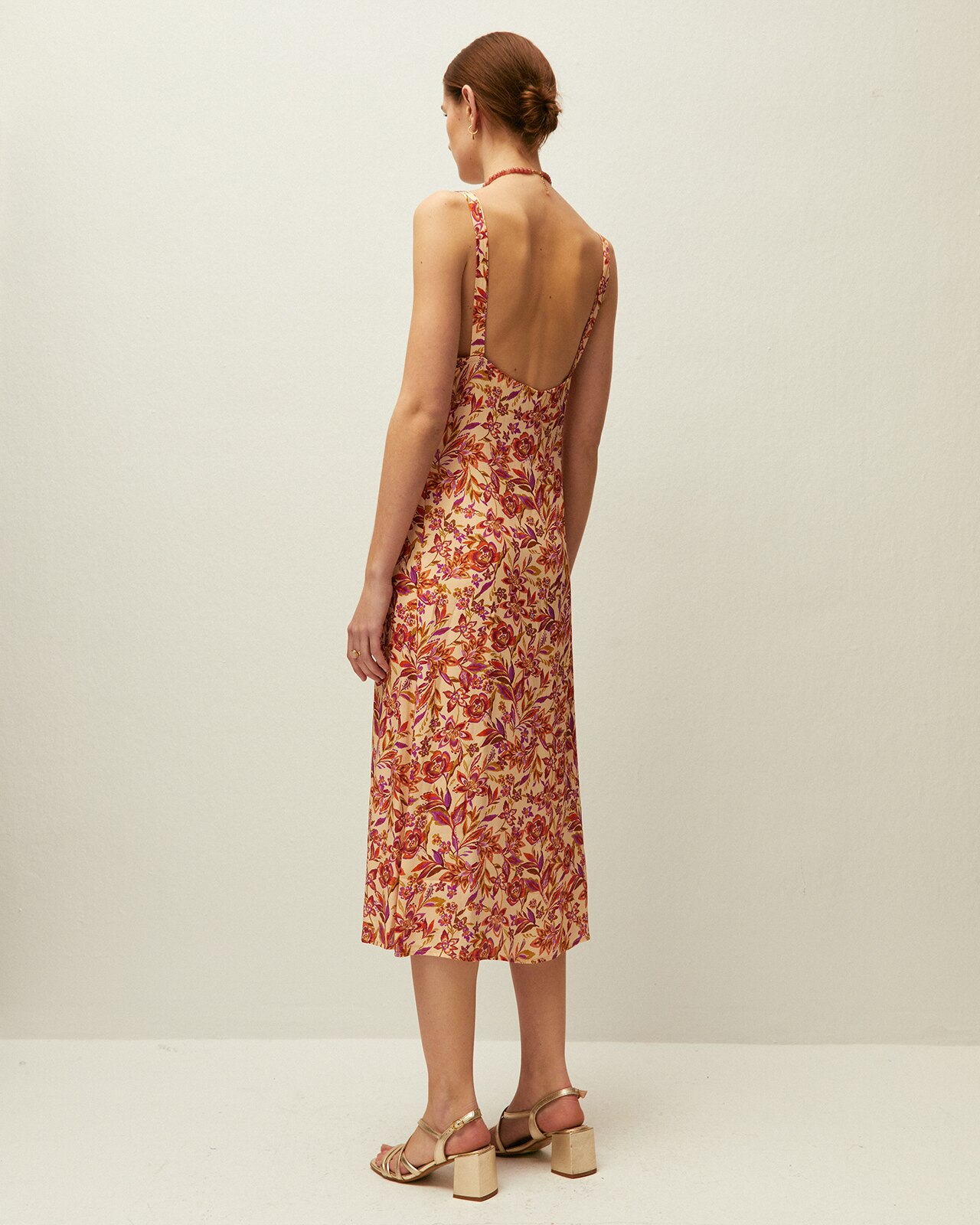 Vestido Comprido Estampado com Gola em V e Alças Multicolor-2