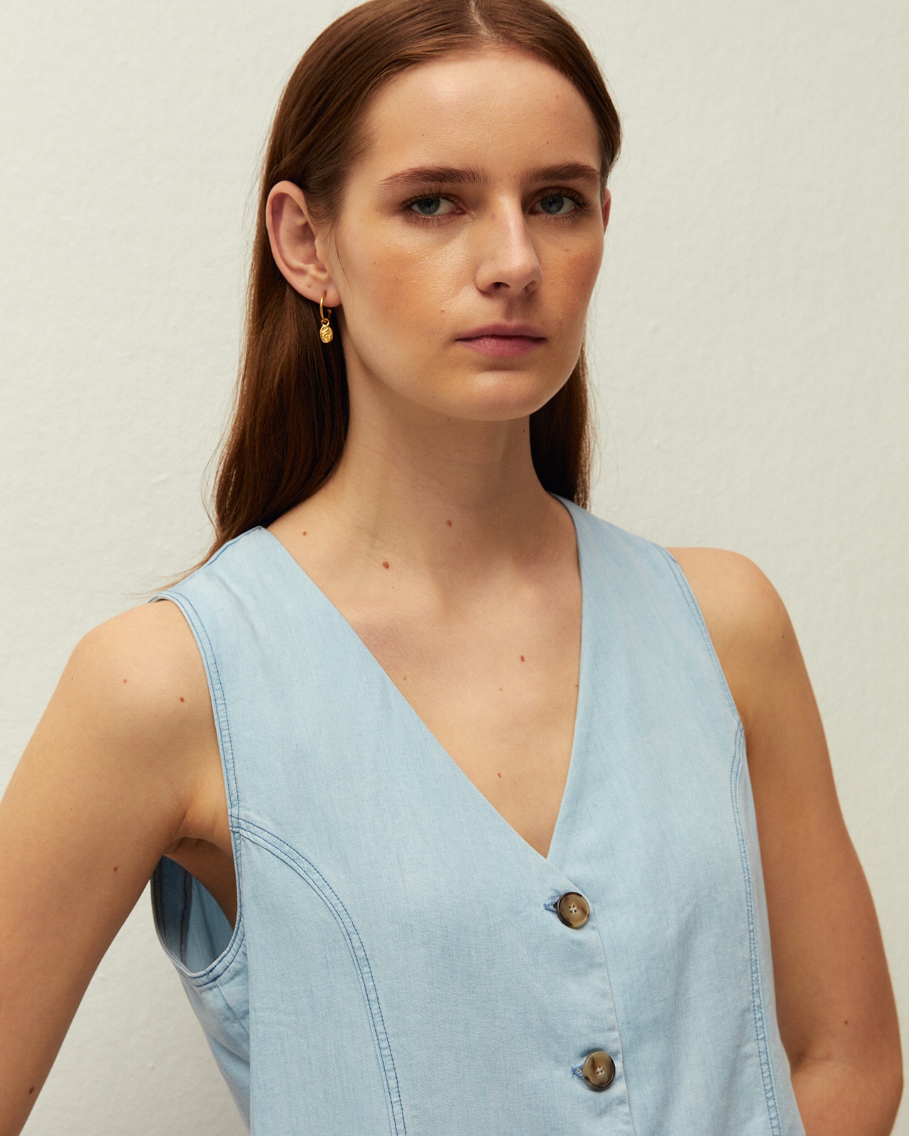 Colete de Tencel com Efeito Denim e Decote em V Azul-4