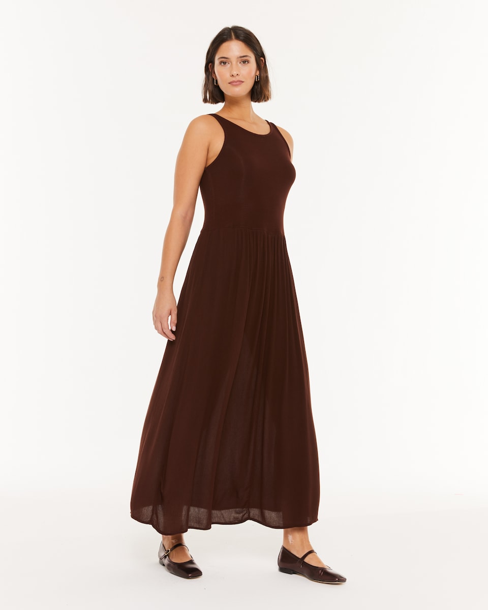 Vestido Comprido Combinado com Tecido de Malha e Plana Peça Sustentável Castanho-3