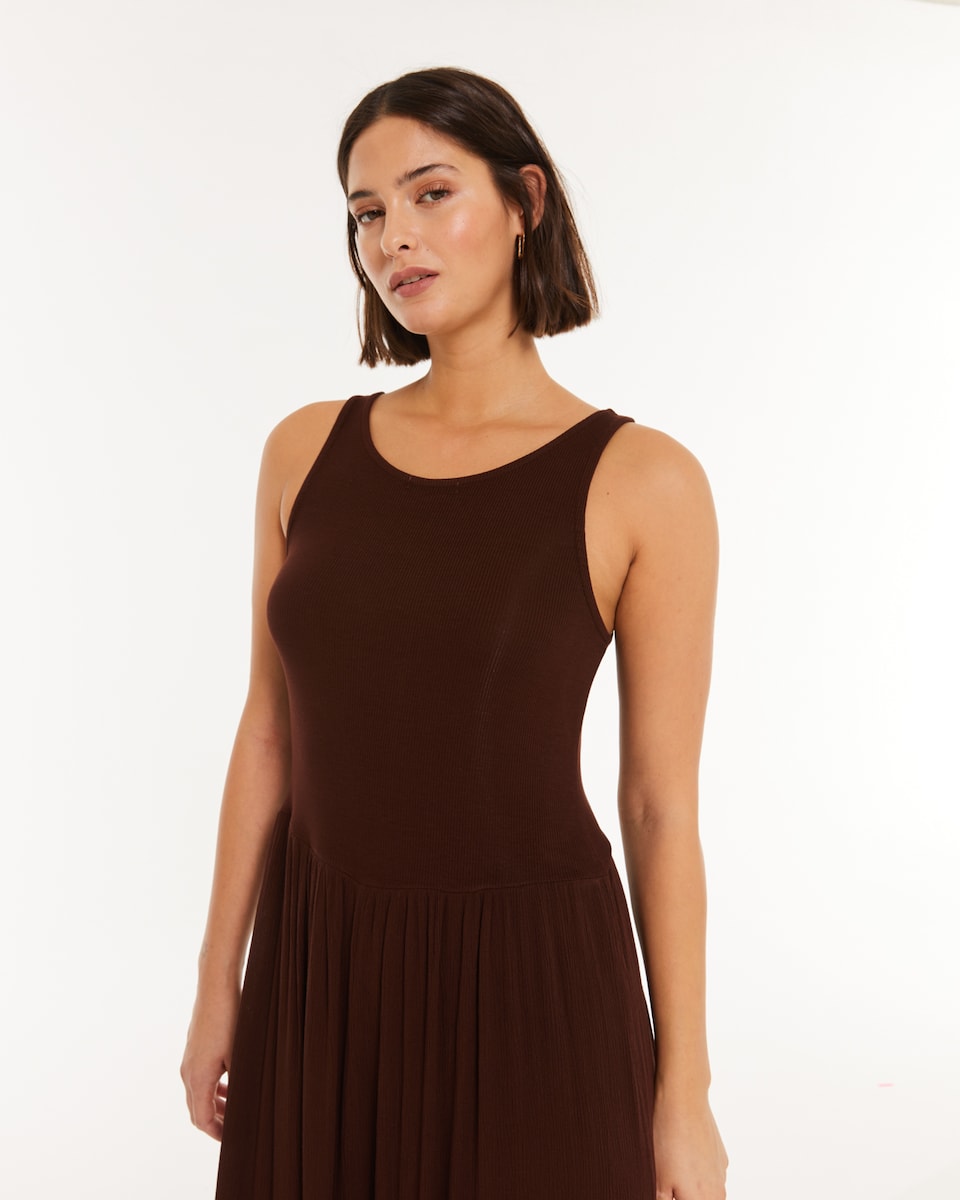 Vestido Comprido Combinado com Tecido de Malha e Plana Peça Sustentável Castanho-4