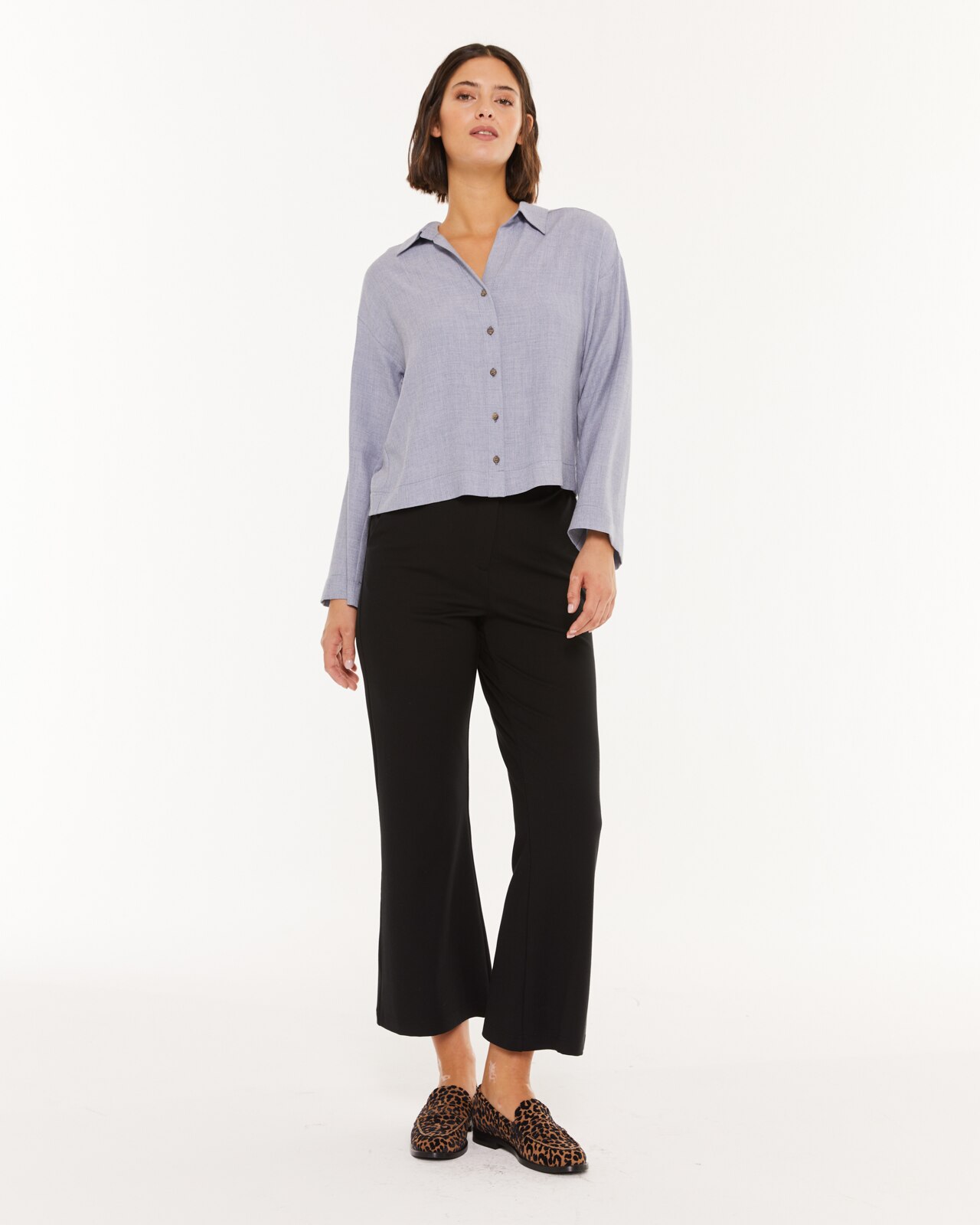 Camisa Fluida com Gola Tipo Camisa e Ombro Caído Azul-celeste-3