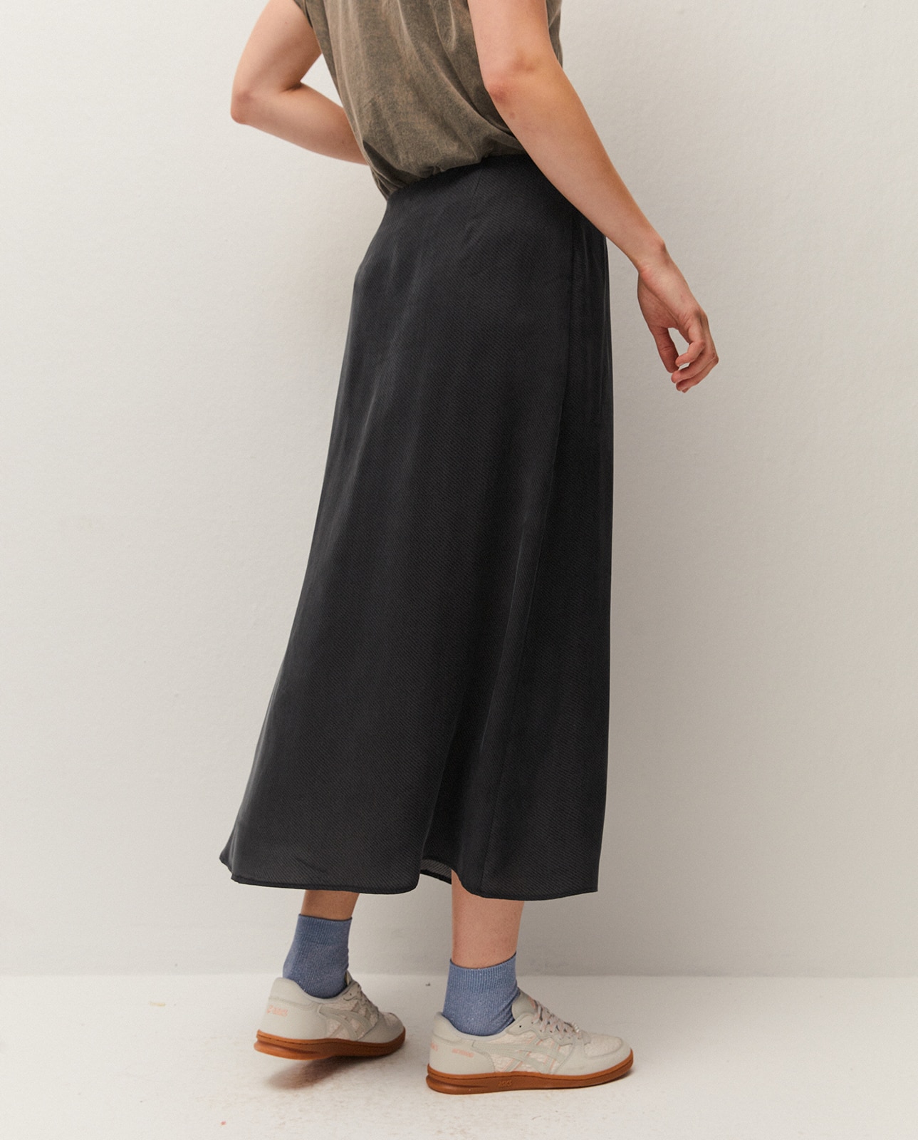 Saia Midi com Estampado Grande Cinzento-escuro-2