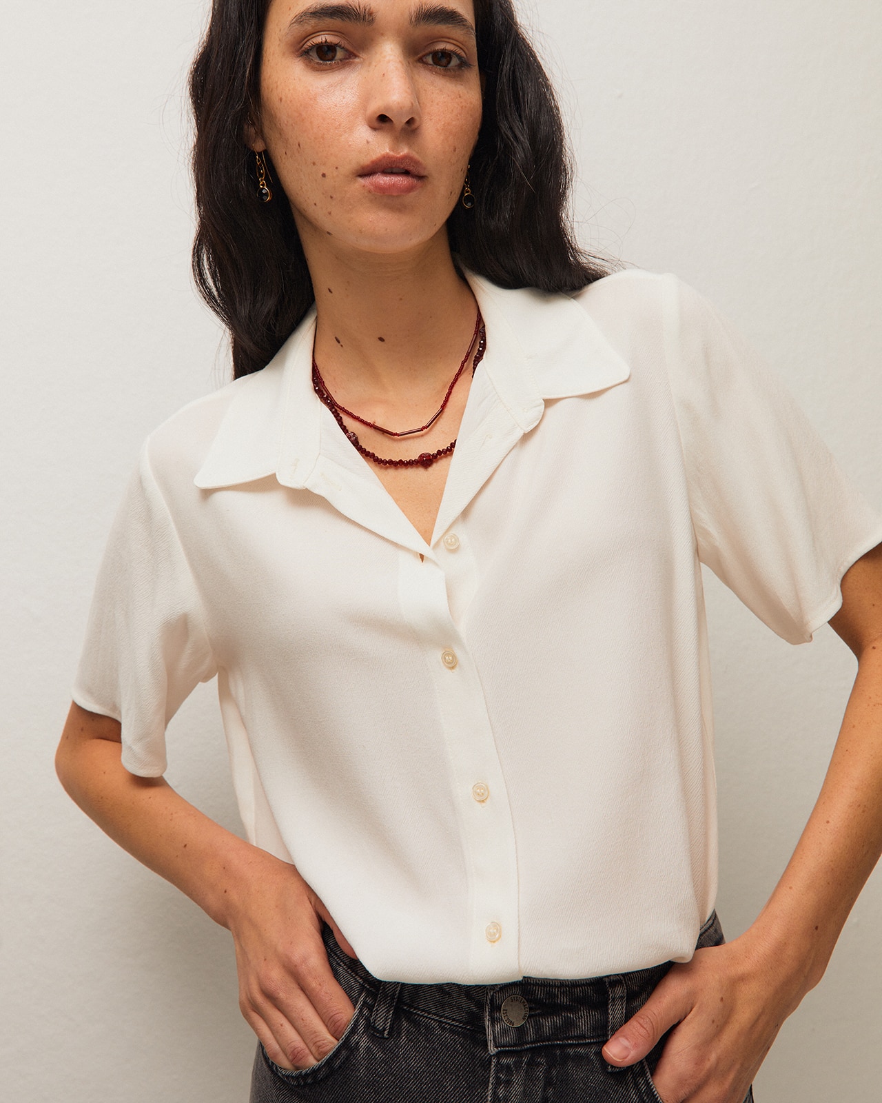 Camisa de Manga Curta e Gola Tipo Camisa Redonda Branco-4