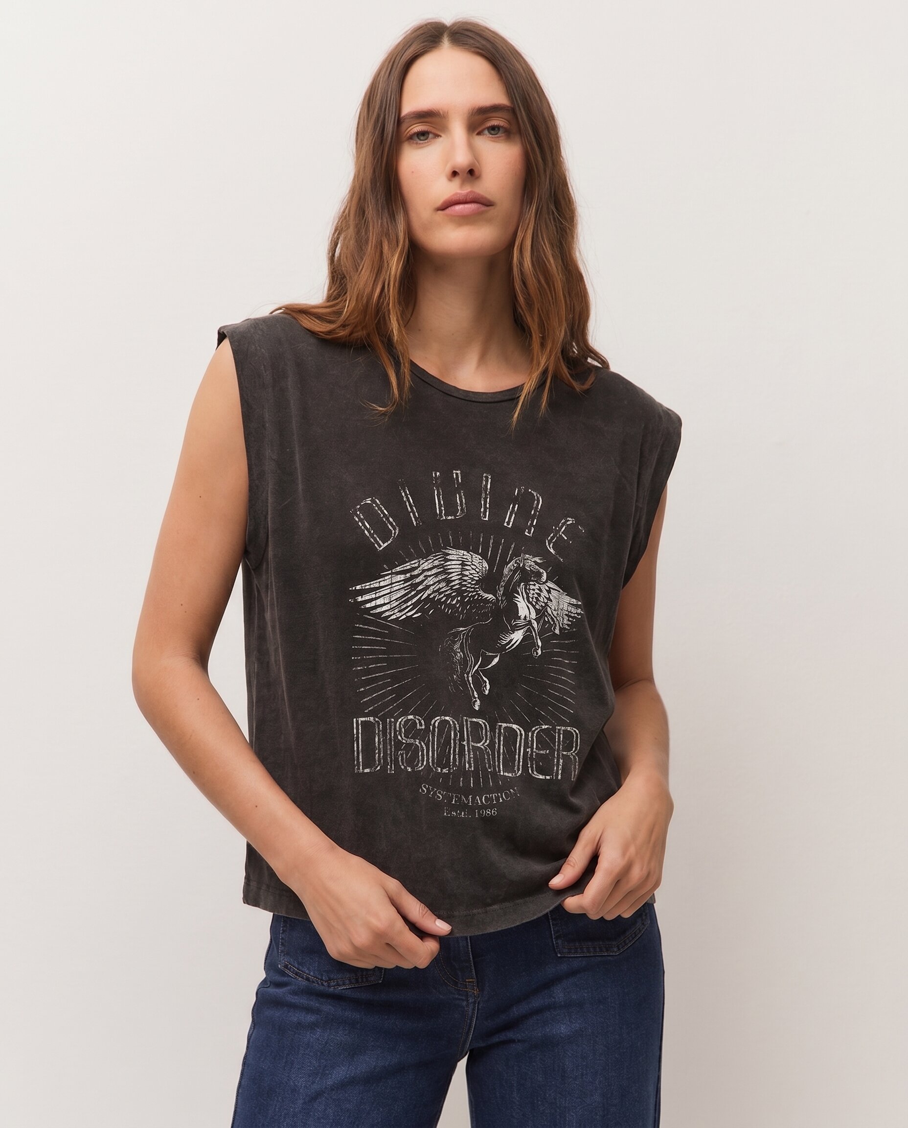 Imagem 0 de T-shirt com Estampado Posicional e Gola Redonda