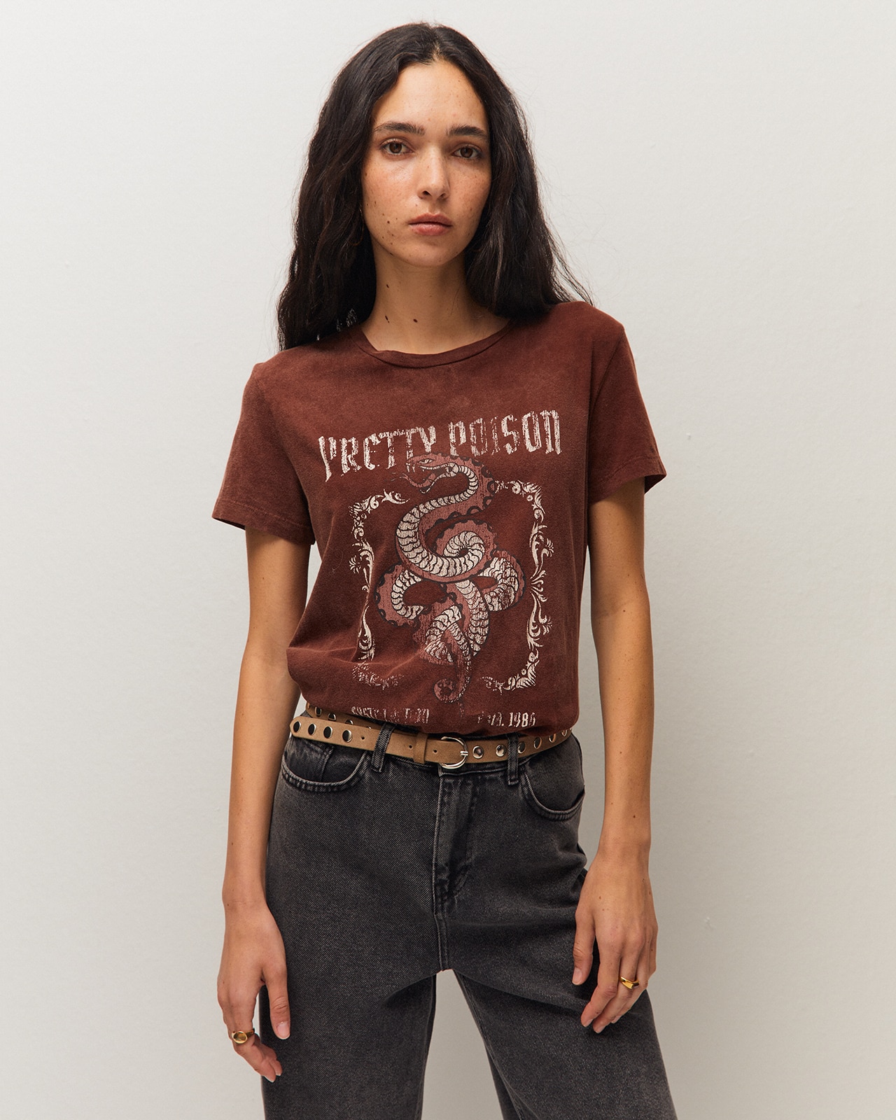 Imagem 0 de T-shirt com Estampado Posicional e Gola Redonda