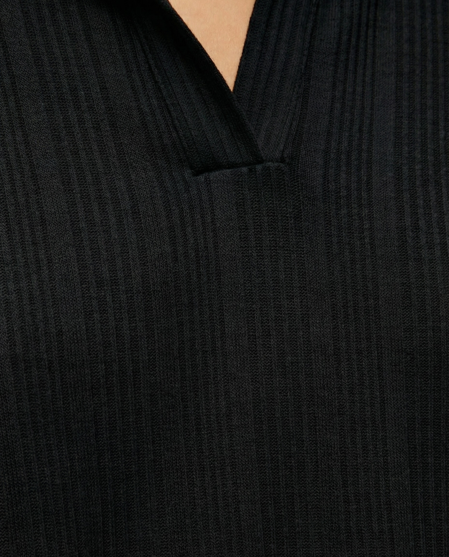 T-shirt de Canelado e Gola Polo Preto-5