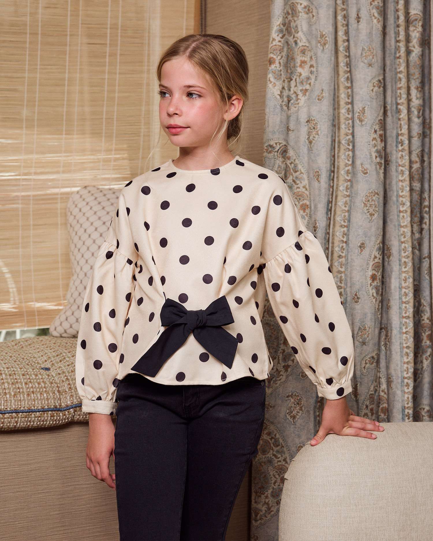 Blusa Infantil com Bolinhas e Laço Natural-2