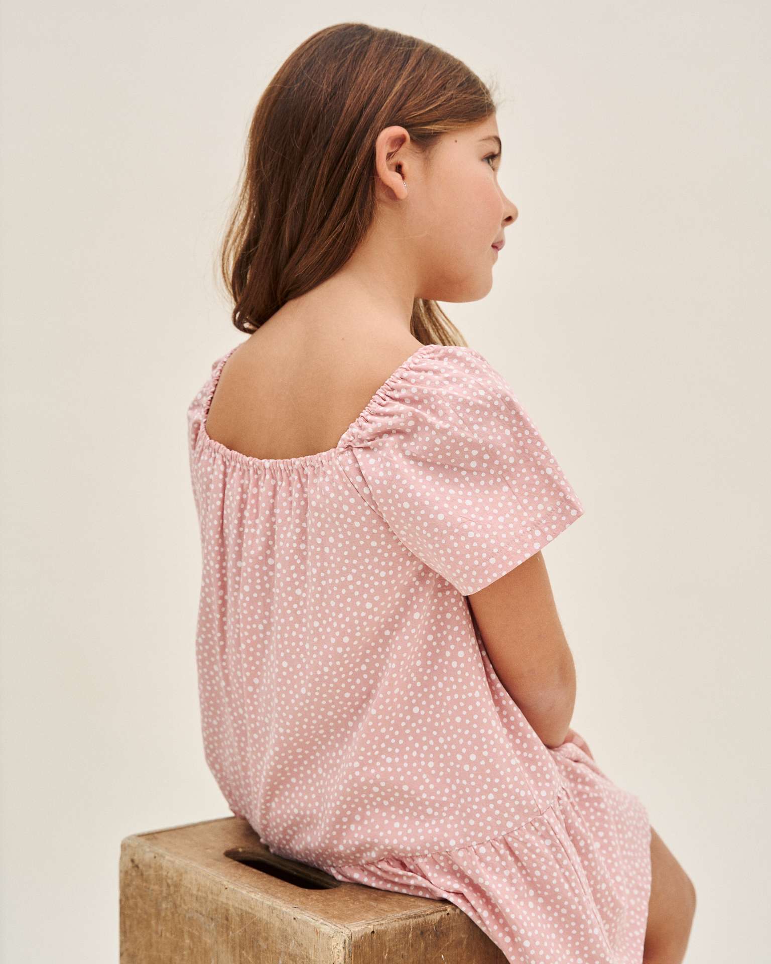 Vestido Infantil com Bolinhas Irregulares e Manga Curta Abalonada Dadati Rosa-2