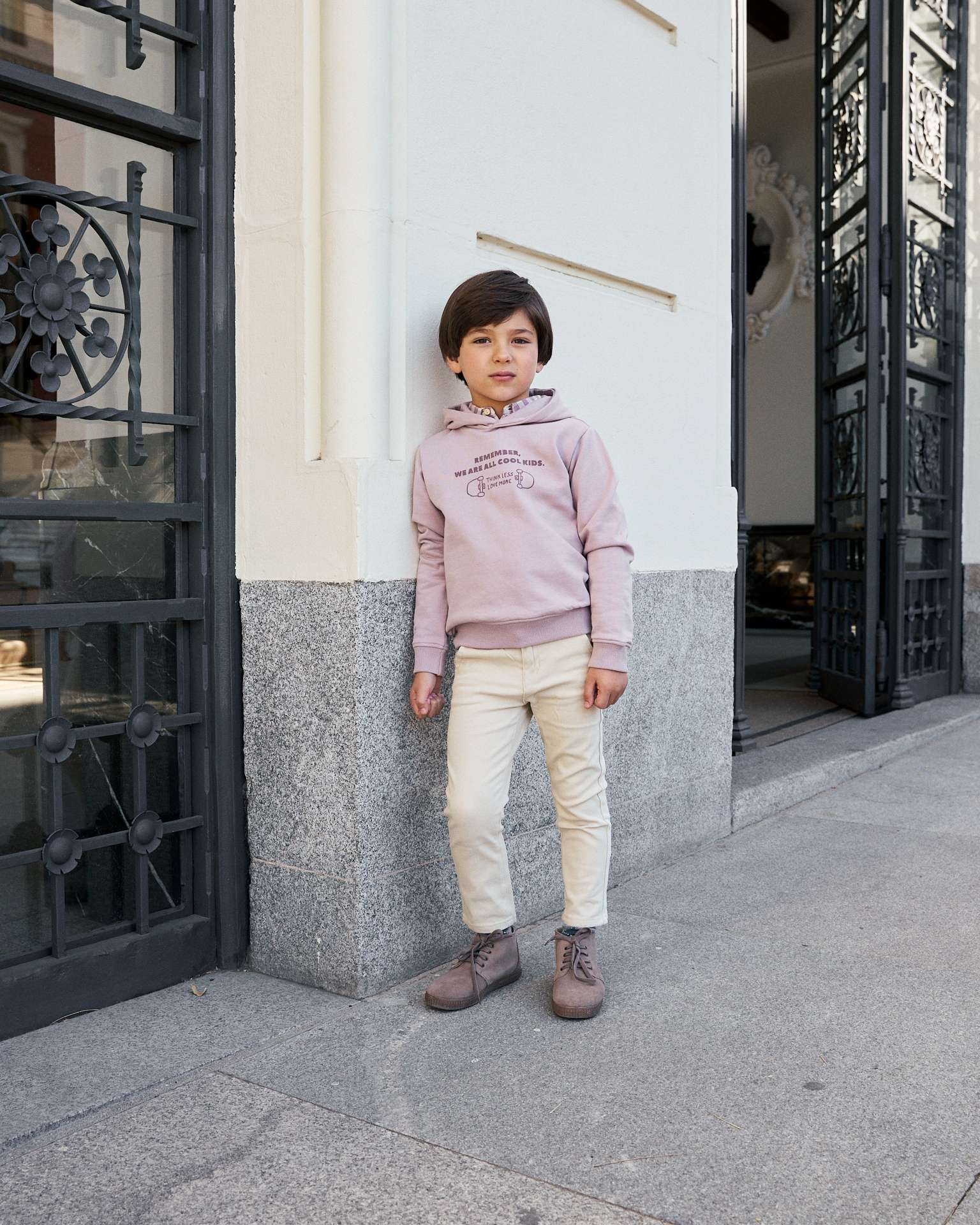 Sweatshirt Infantil com Capuz e Desenho de Skate Rosa-6