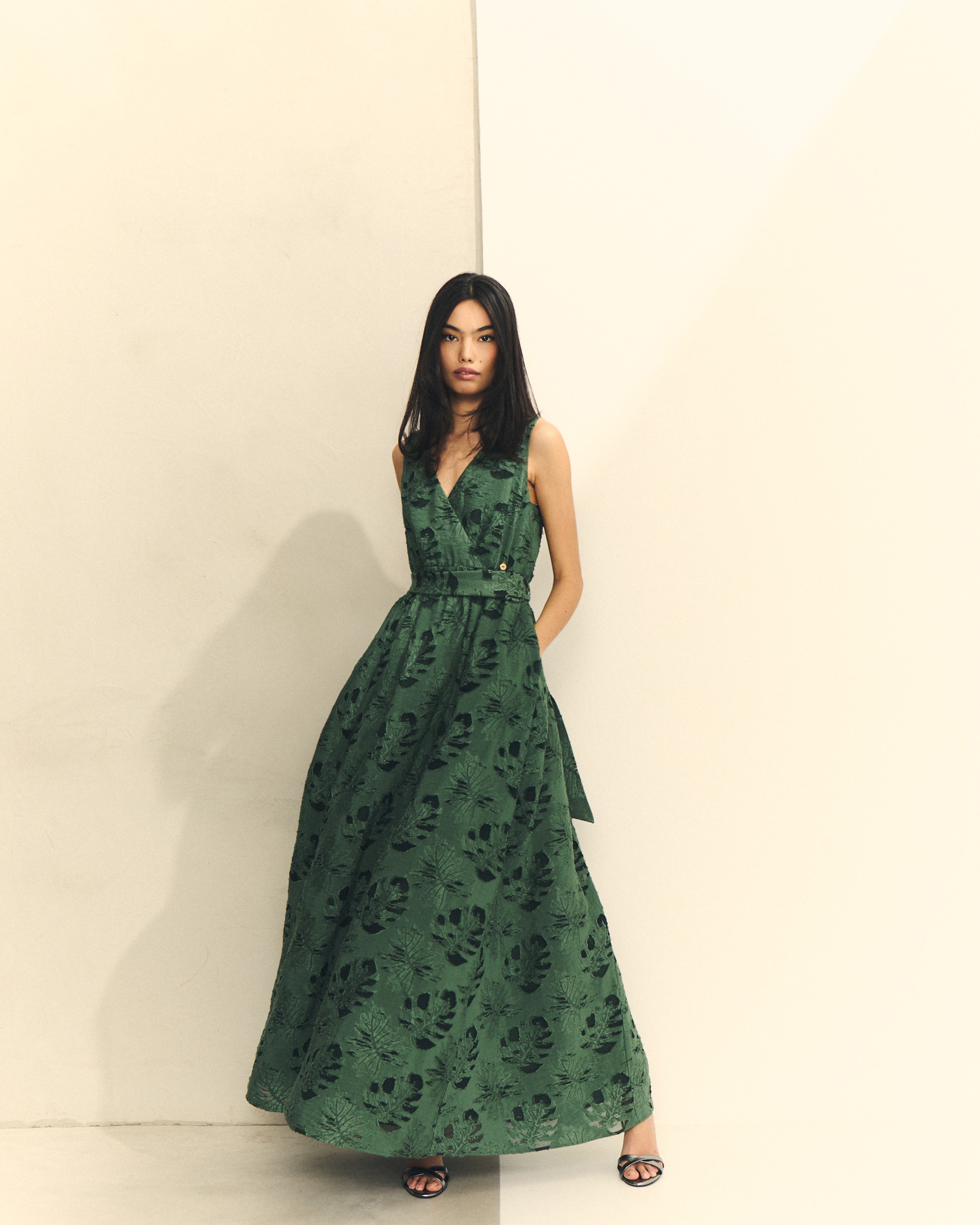 Vestido Comprido de Jacquard de Folhas Verde-escuro-2