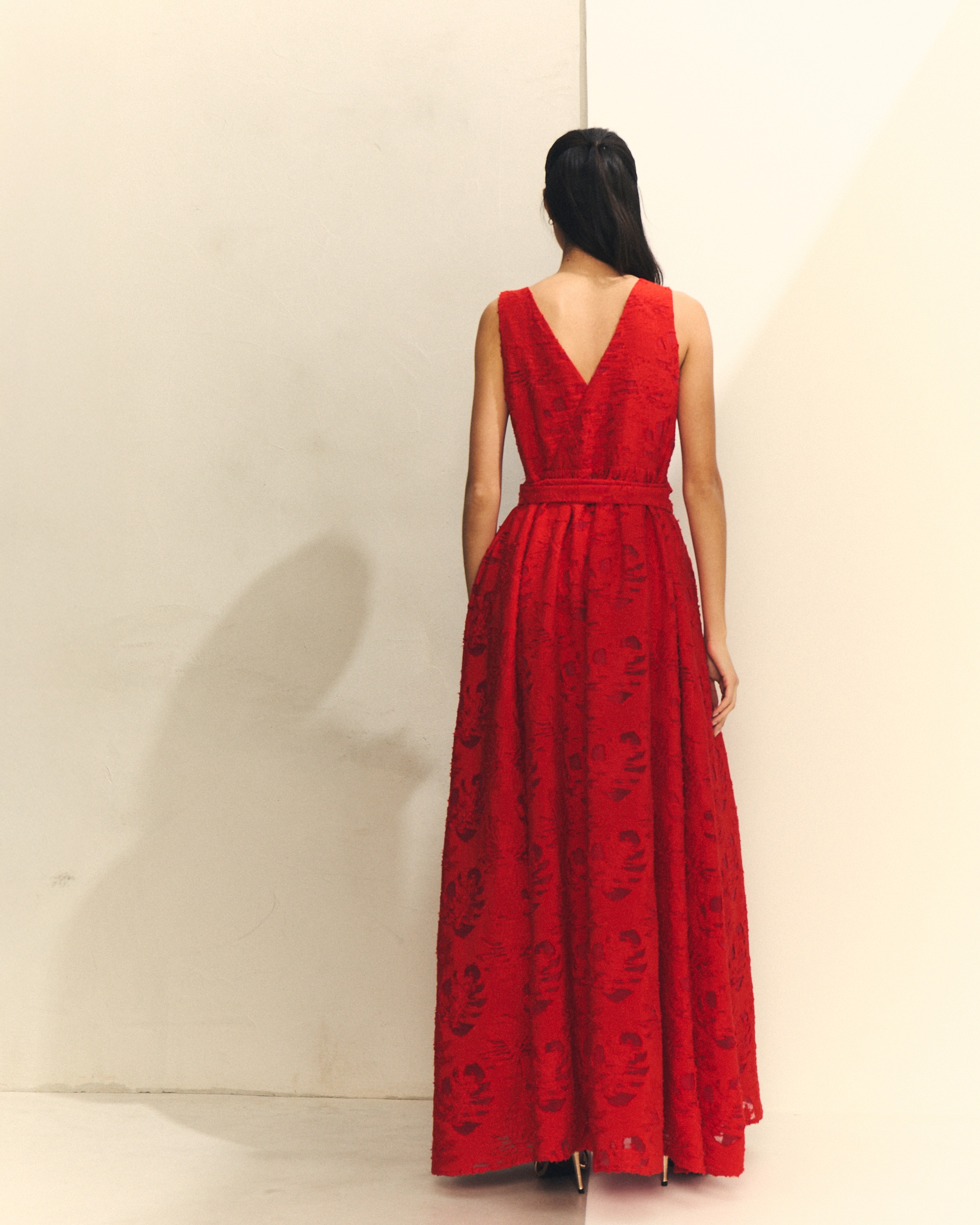 Vestido Comprido de Jacquard de Folhas Vermelho-3