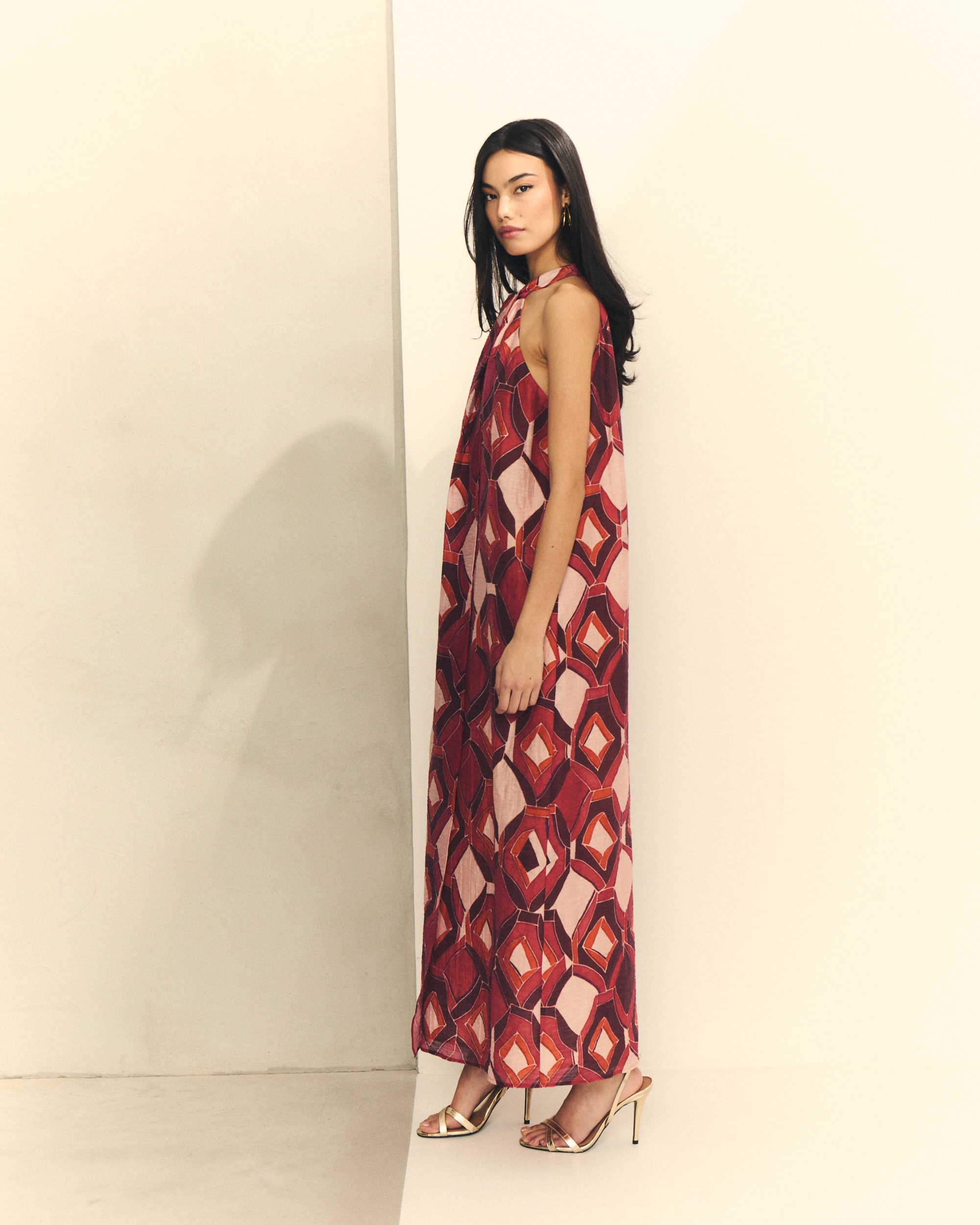 Vestido Comprido com Gola Halter Telha-3