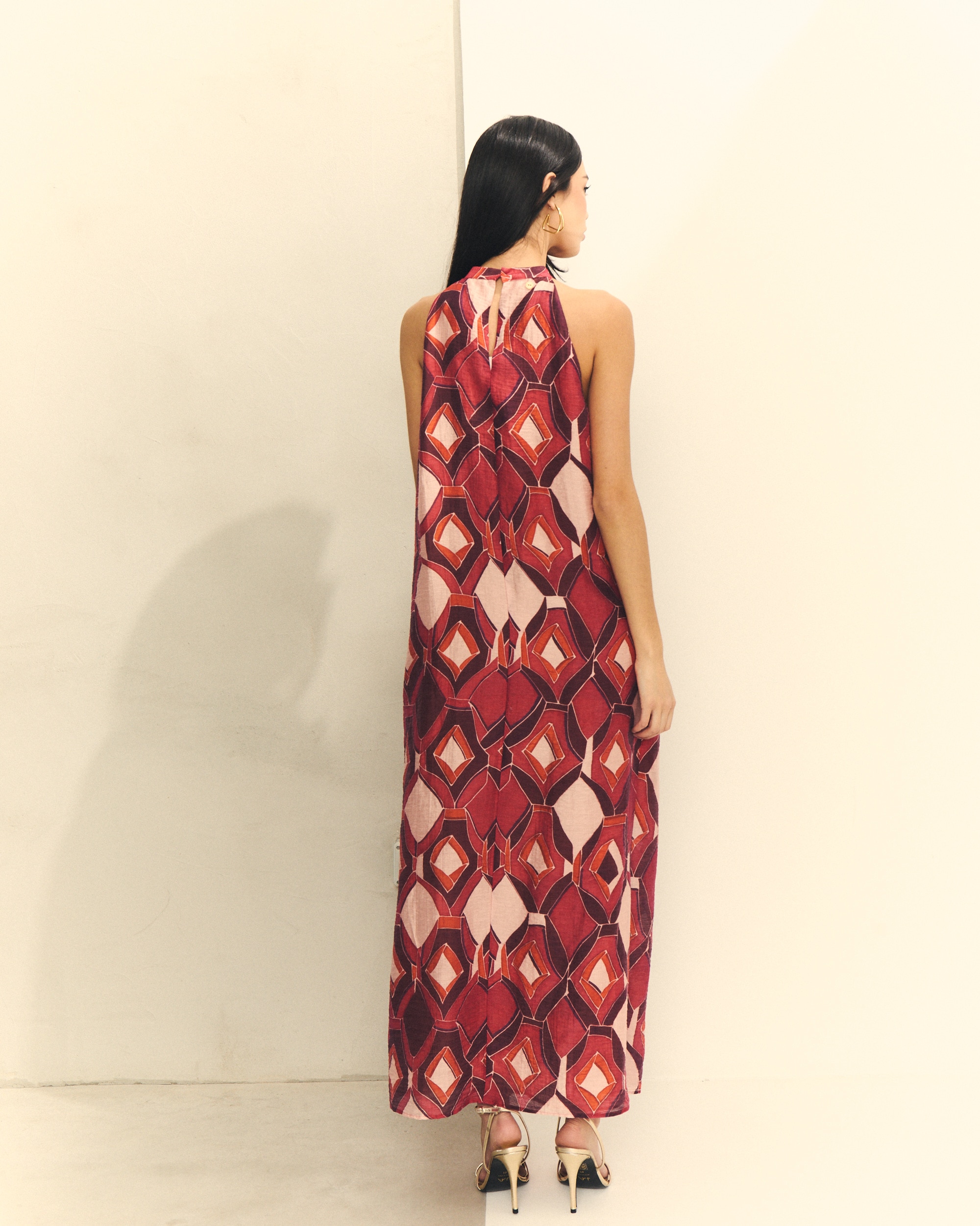 Vestido Comprido com Gola Halter Telha-5