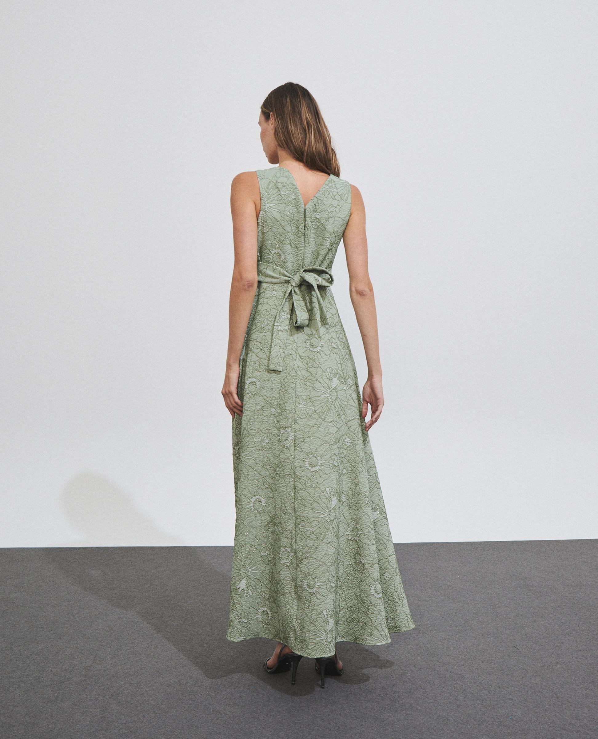 Vestido Comprido Cruzado com Cinto e Laçada Verde Água-5