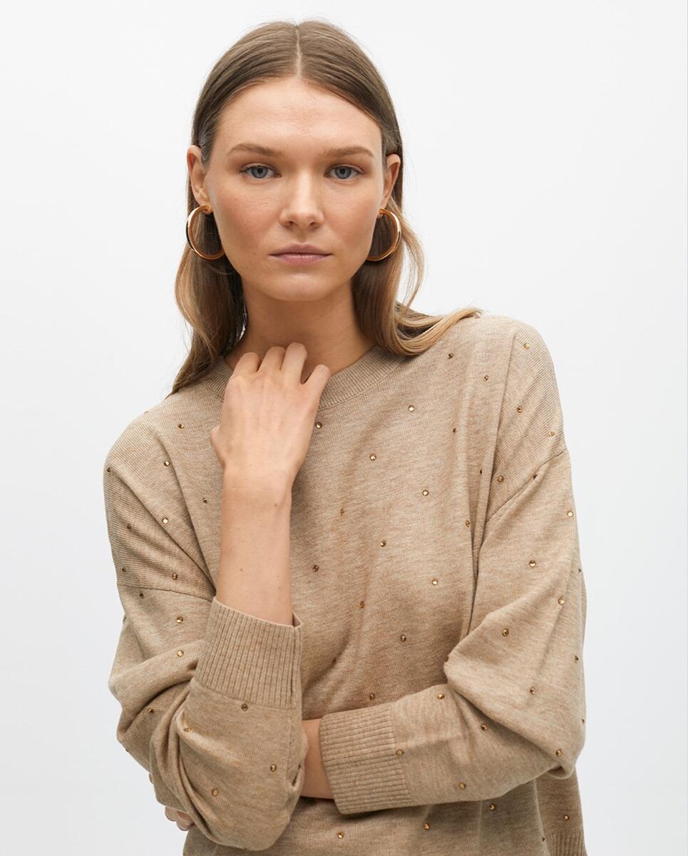 Camisola com Decote Redondo e Strass Bege-3