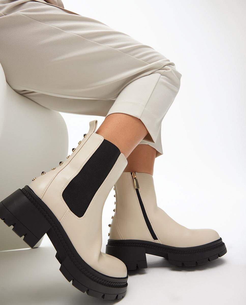 Botins com Elásticos Laterais Bege-5