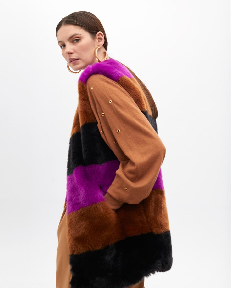 Chaleco de pelo de mujer a rayas con escote de pico Roxo-3