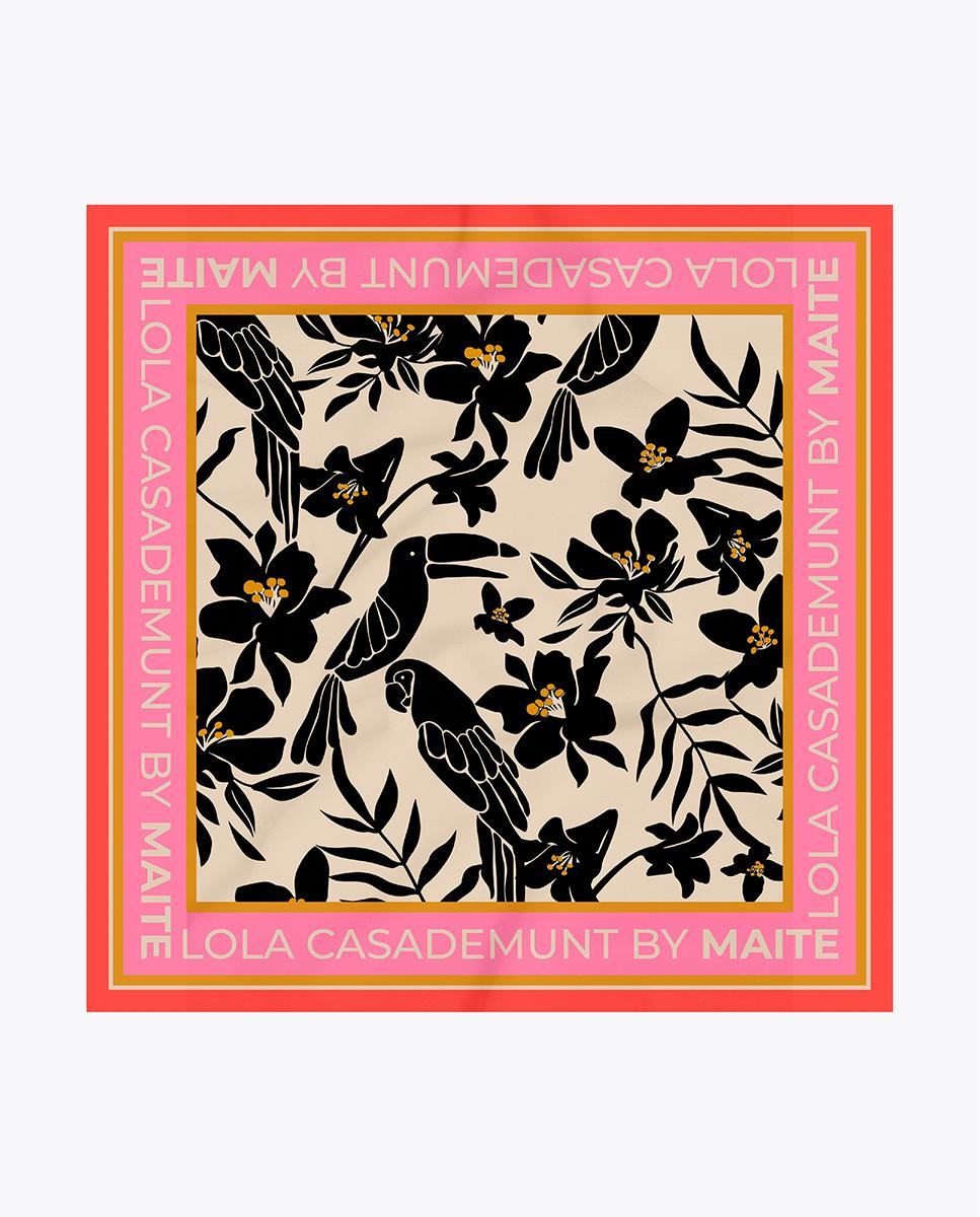 Imagem 0 de Lenço de Cetim com Design de Flores e Aves