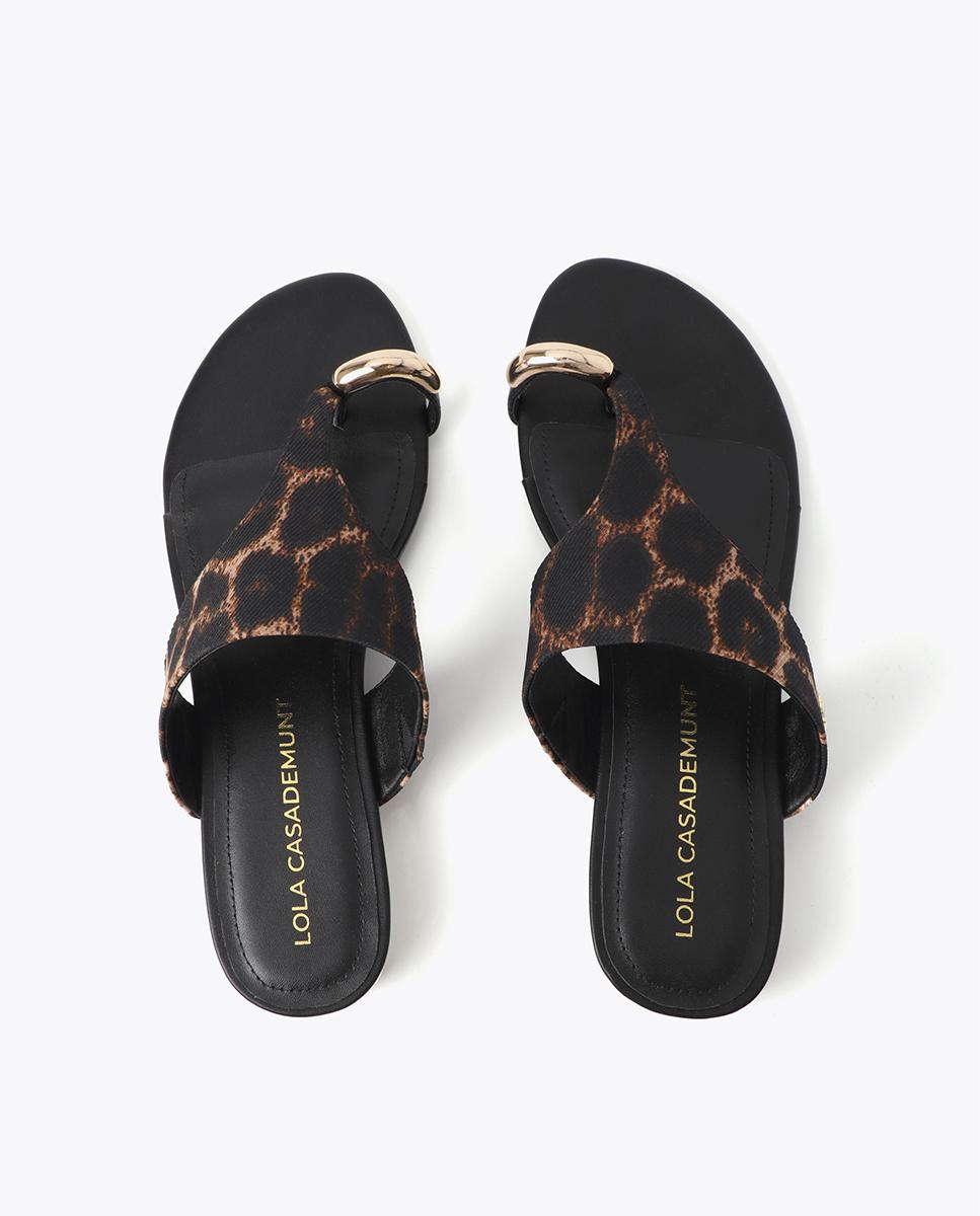 Sandálias de Dedo Animal Print com Aplique Metalizado Bege / Castanho-4