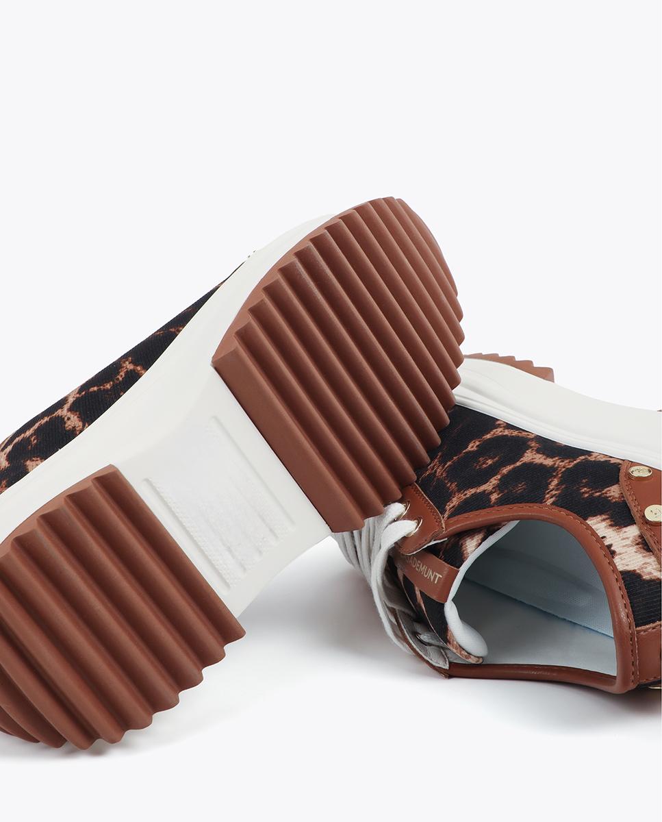 Sapatilhas Plataforma Animal Print com Tachas Castanho-4