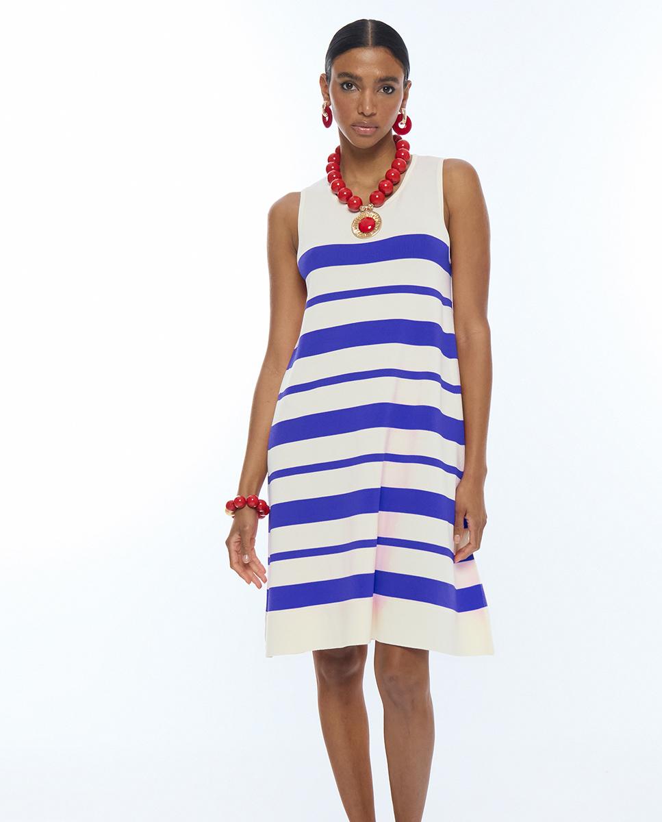 Imagem 0 de Vestido Curto Evasé às Riscas Irregulares