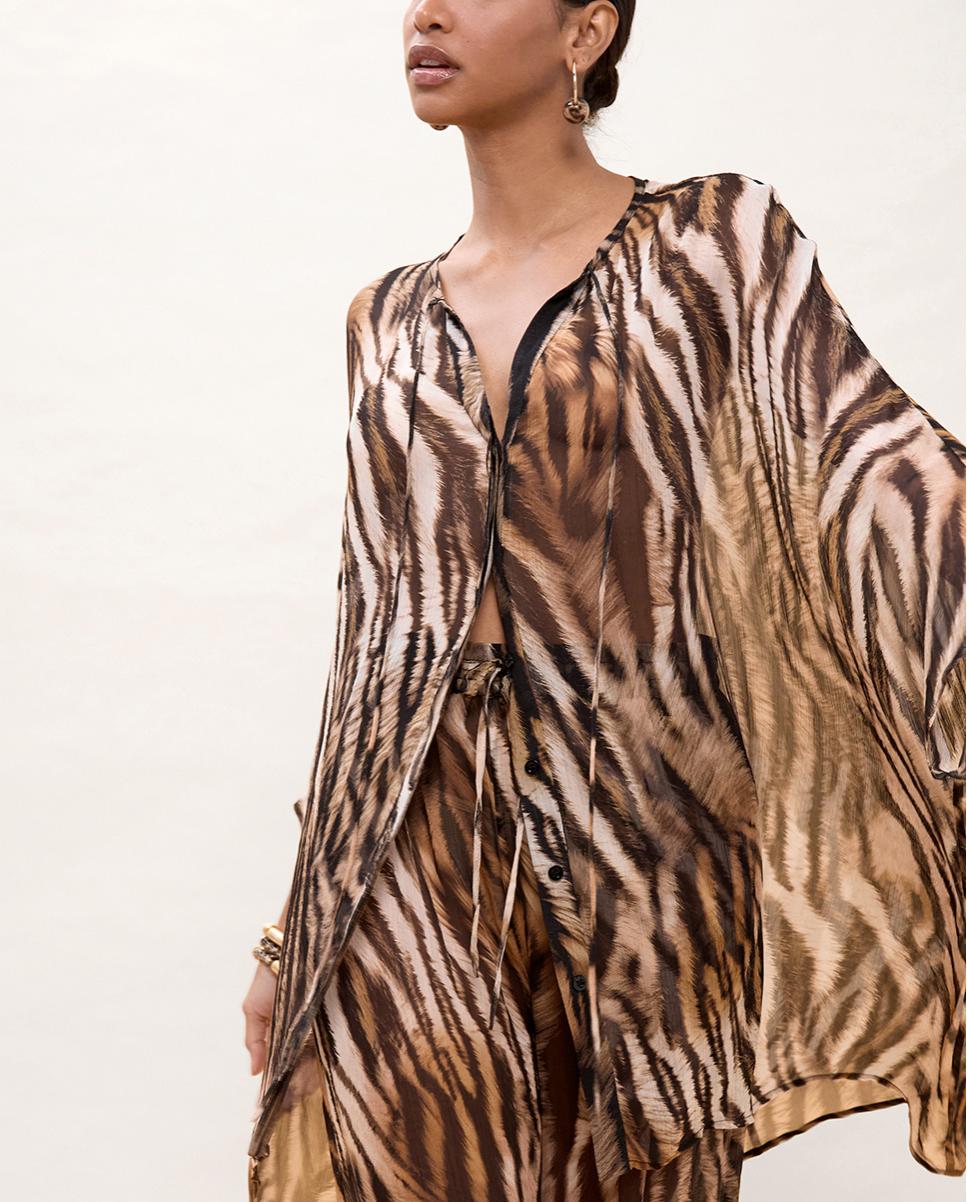 Camisa com Animal Print de Zebra Preto / Natural-2