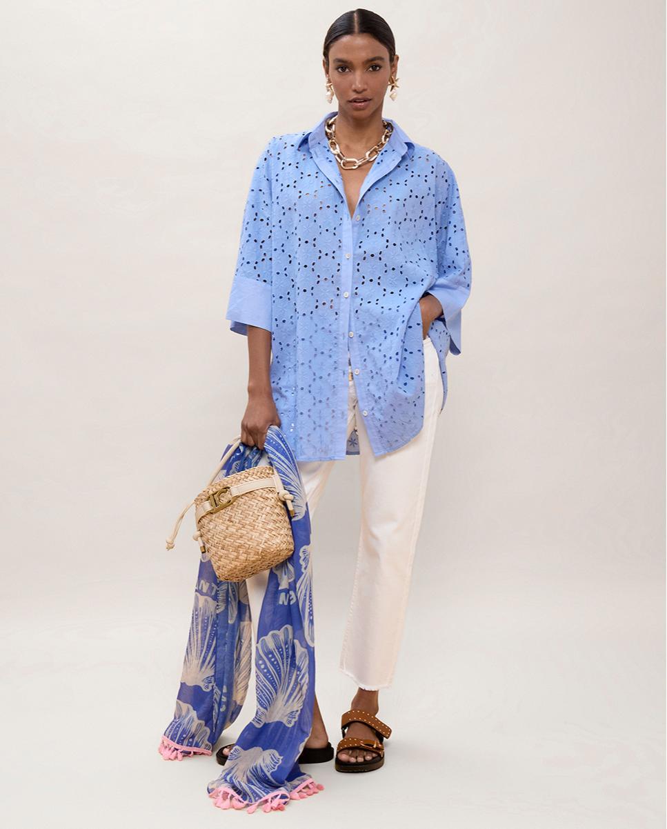 Camisa Oversize com Bordado Suíço Azul-4