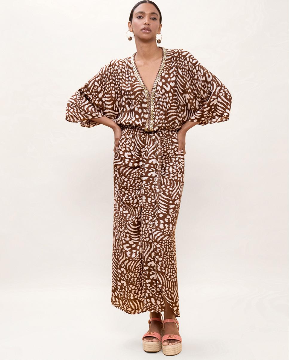 Vestido Comprido Estampado com Mangas Largas Castanho / Branco gasto-1