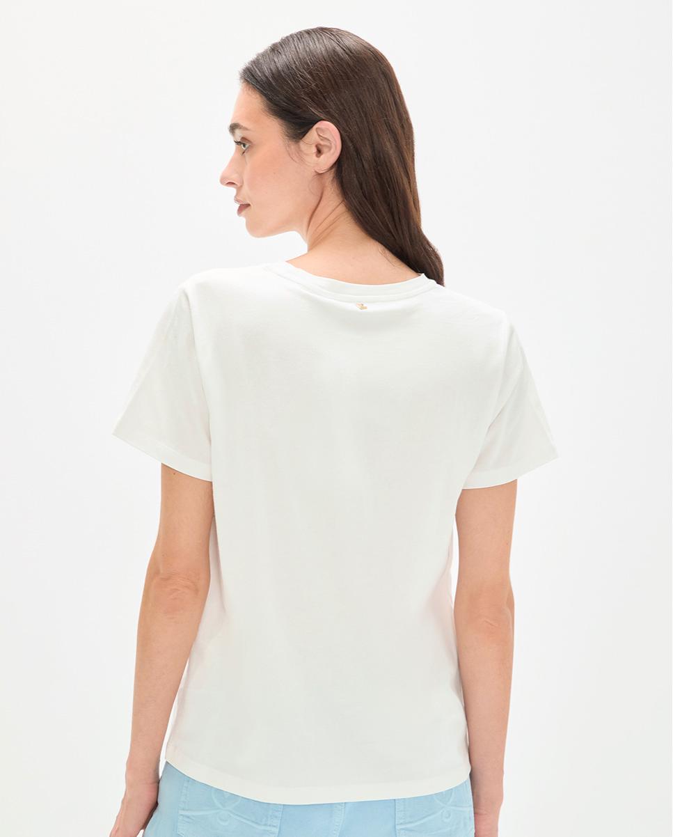 T-shirt com Detalhe de Patch em Forma de Coração Branco-5