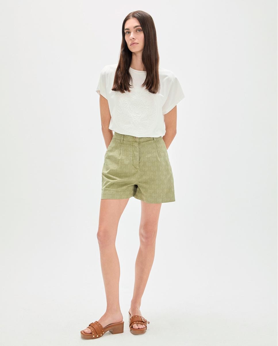 Bermudas em Sarja com Logo Jacquard Caqui-2