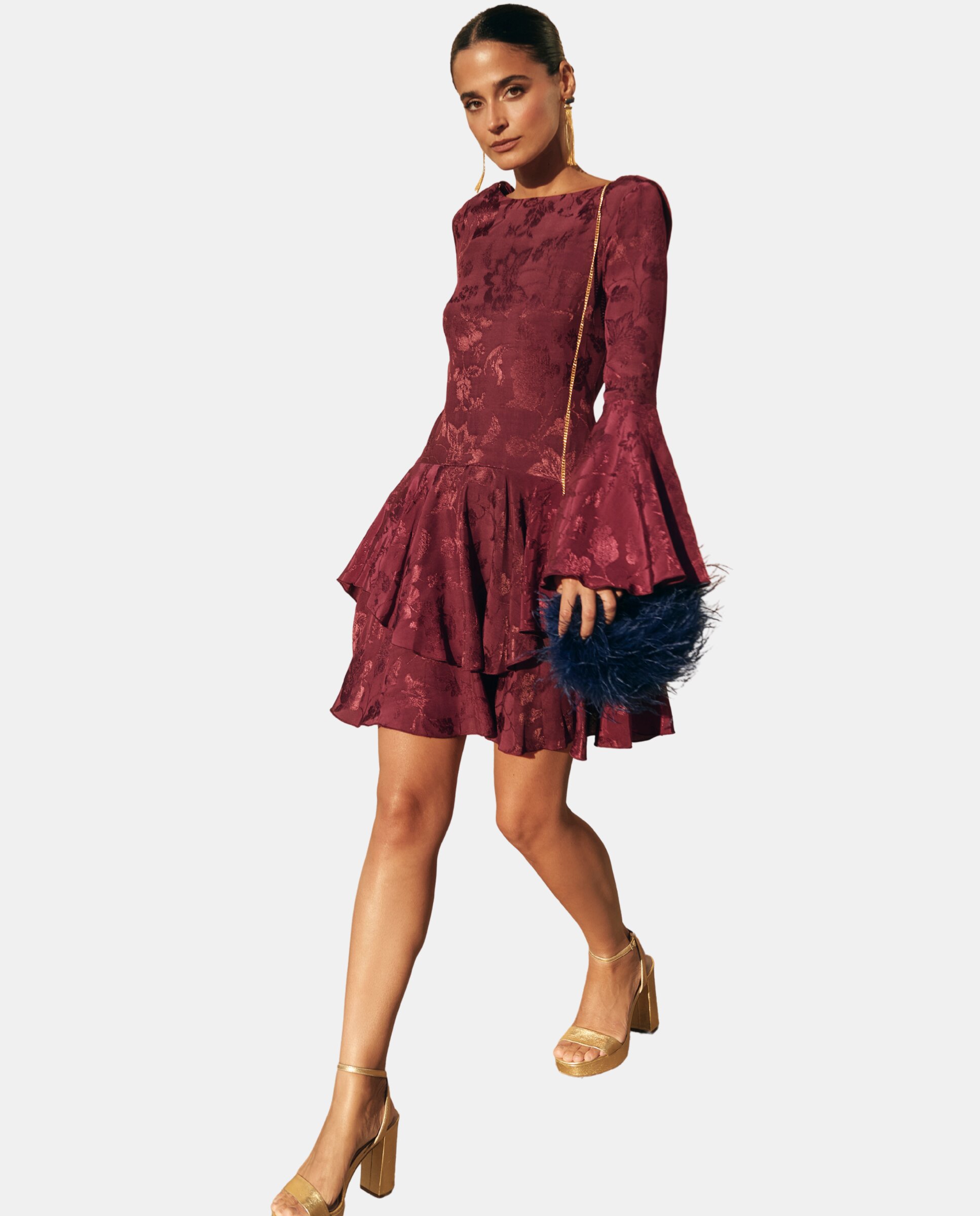 Imagem 0 de Vestido Curto com Mangas À Boca de Sino