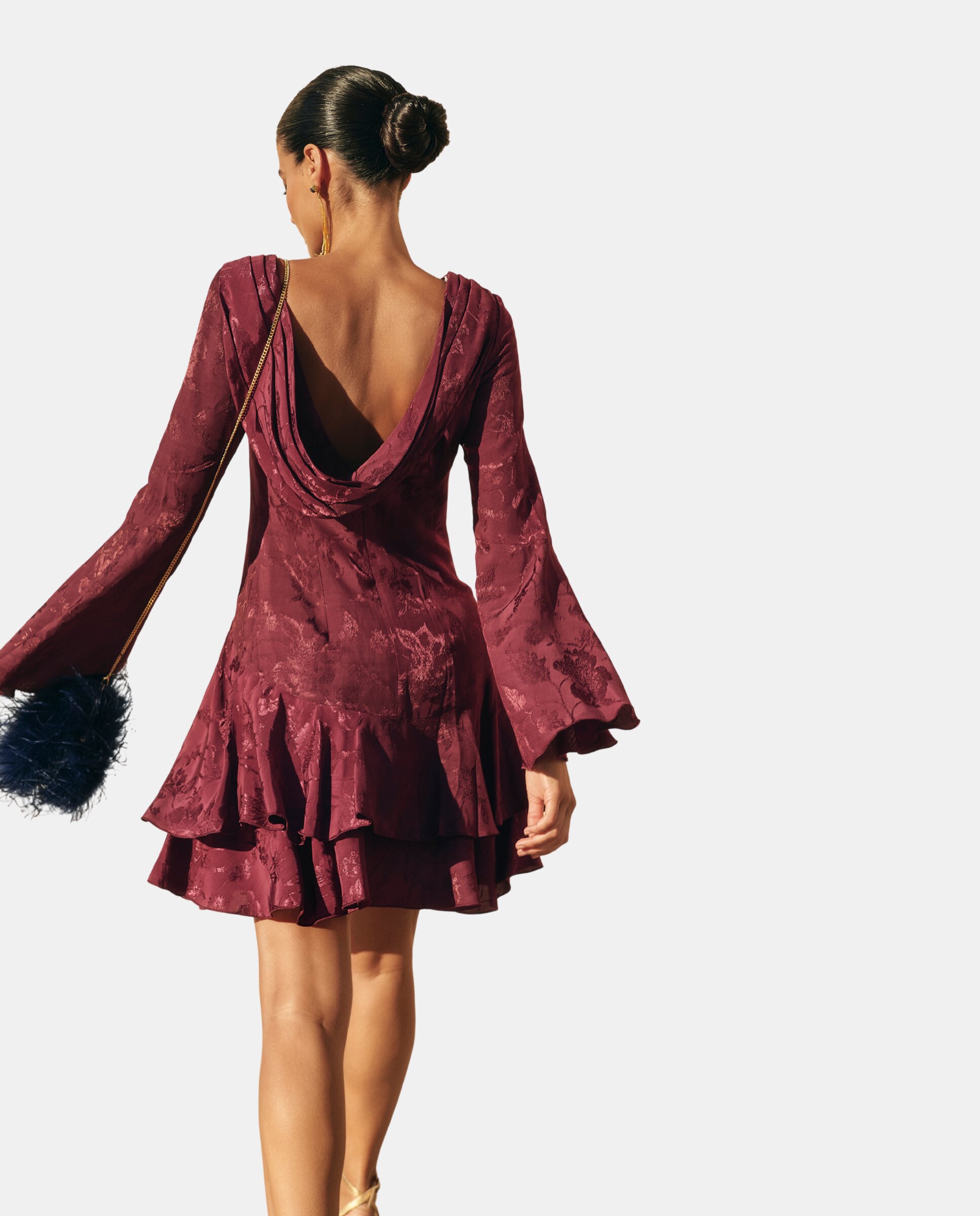 Vestido Curto com Mangas À Boca de Sino Beringela-2