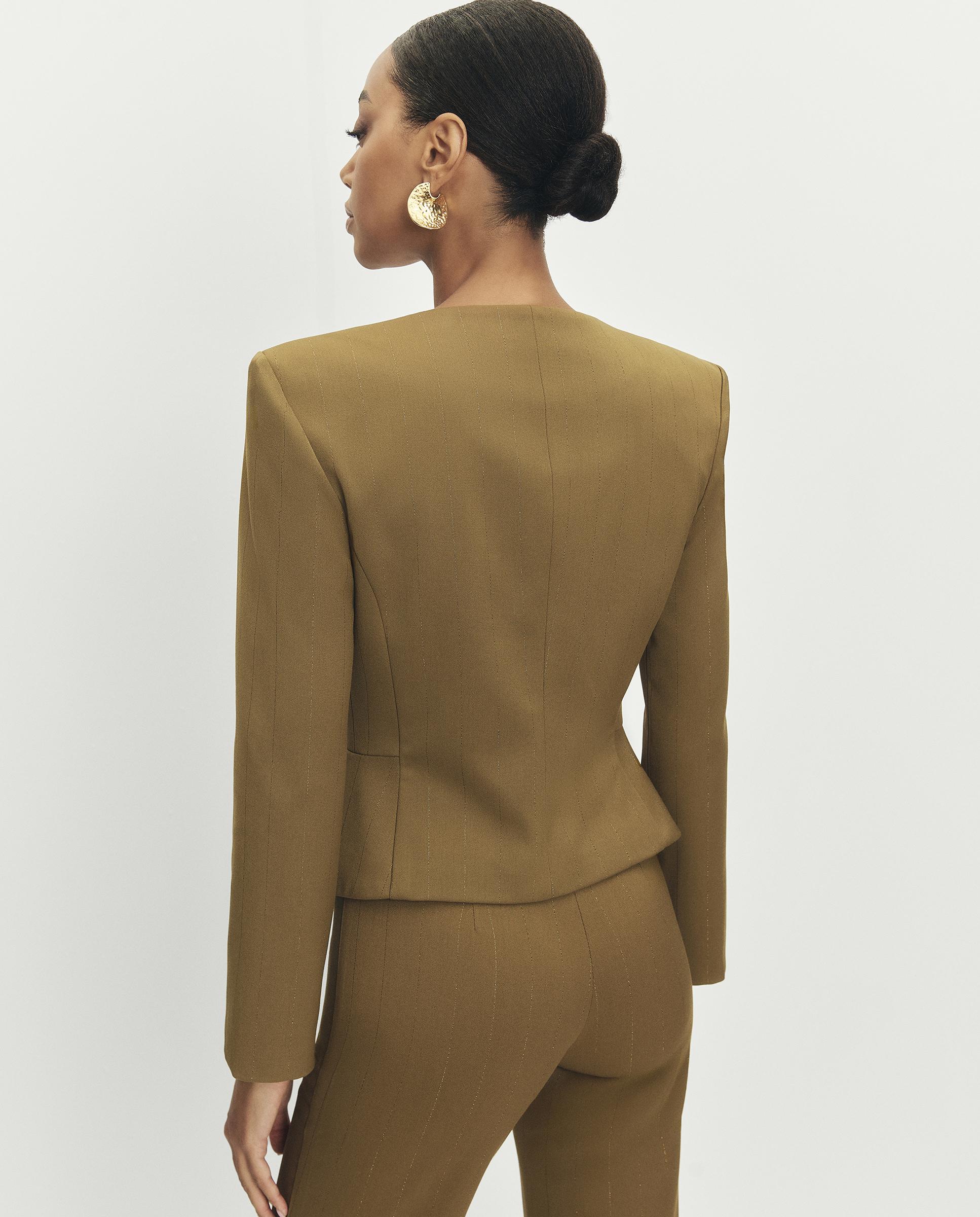 Blazer com Decote Profundo e Choker em Conjunto Verde pardo-5
